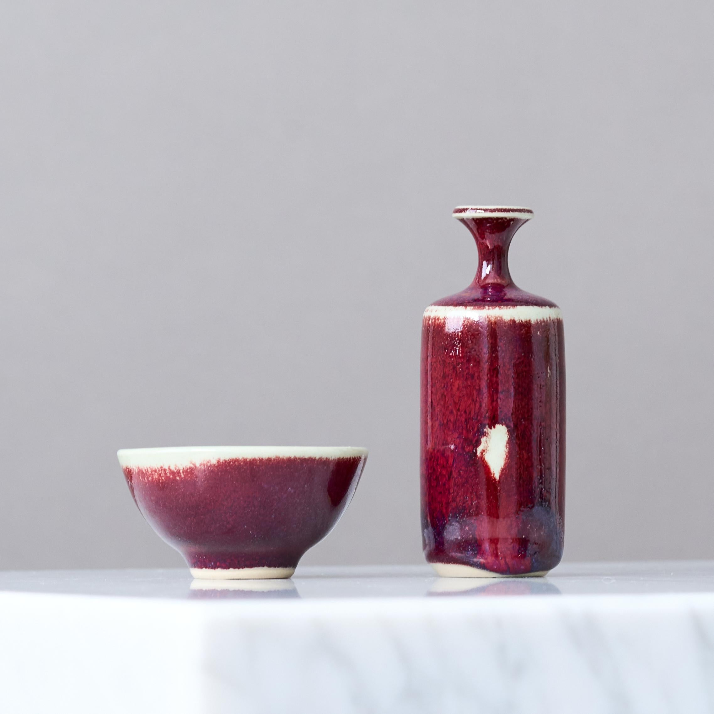 Ensemble de 2 vases miniatures en grès rouge du céramiste suédois Rolf Palm, années 1970 Bon état - En vente à Malmö, SE