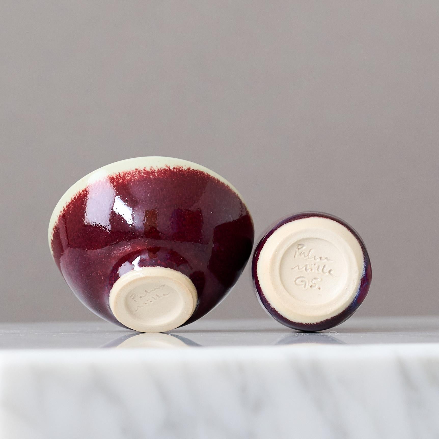 Ensemble de 2 vases miniatures en grès rouge du céramiste suédois Rolf Palm, années 1970 en vente 1