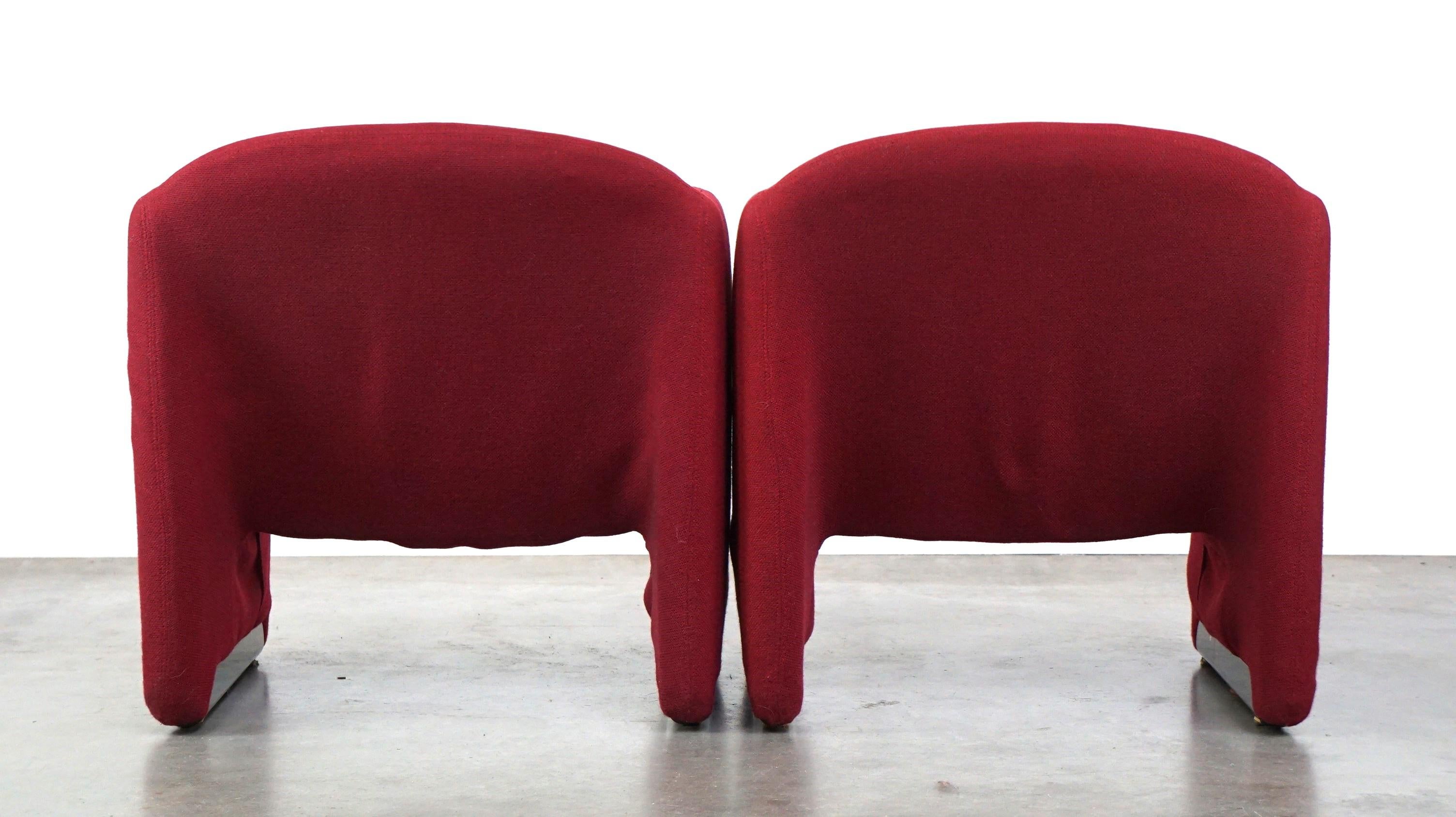 Ensemble de 2 fauteuils rouges design vintage par Artifort, modèle BEN Bon état - En vente à Harderwijk, NL