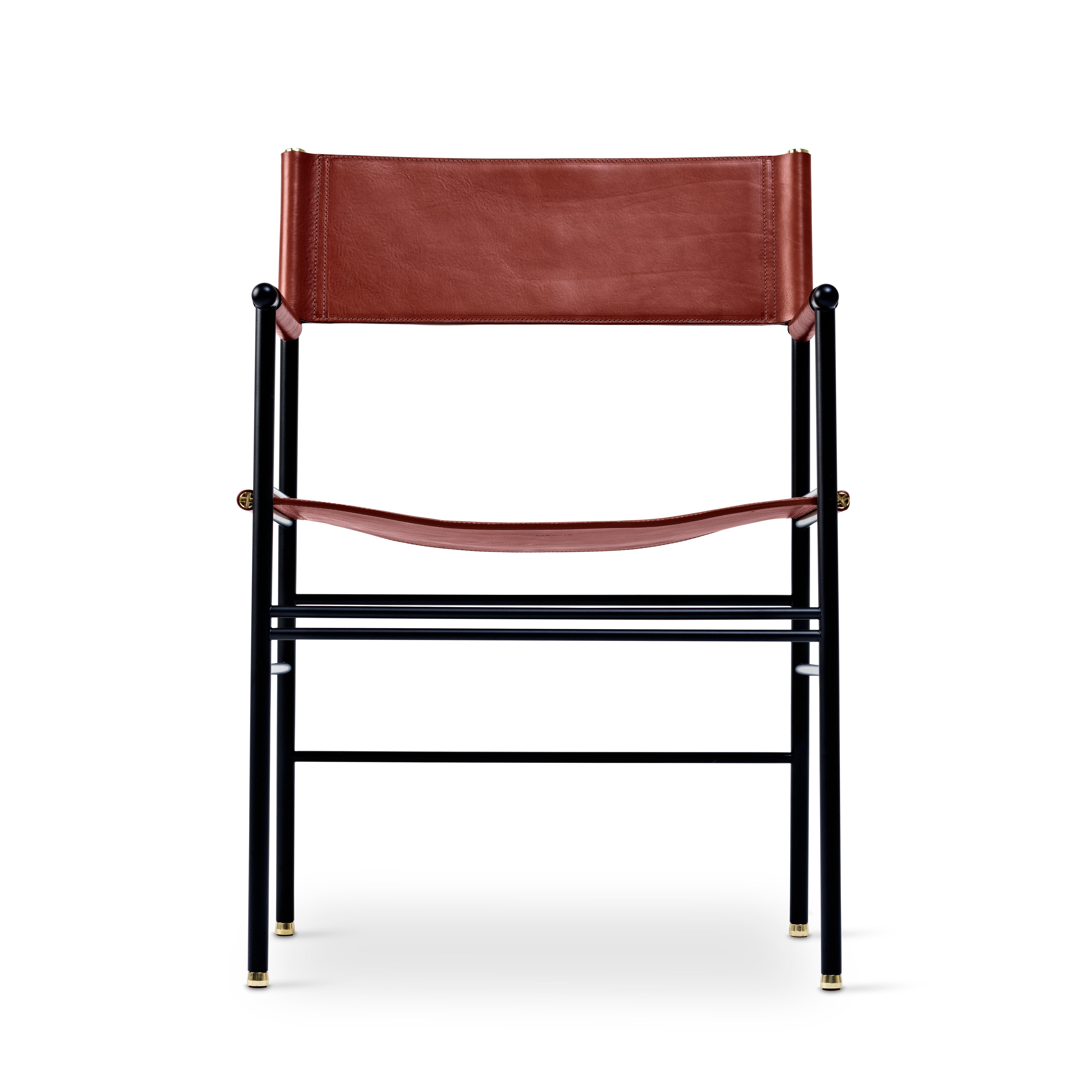 2er-Set handgefertigter zeitgenössischer Stuhl aus cognacfarbenem Leder und schwarzem Gummimetall (21. Jahrhundert und zeitgenössisch) im Angebot