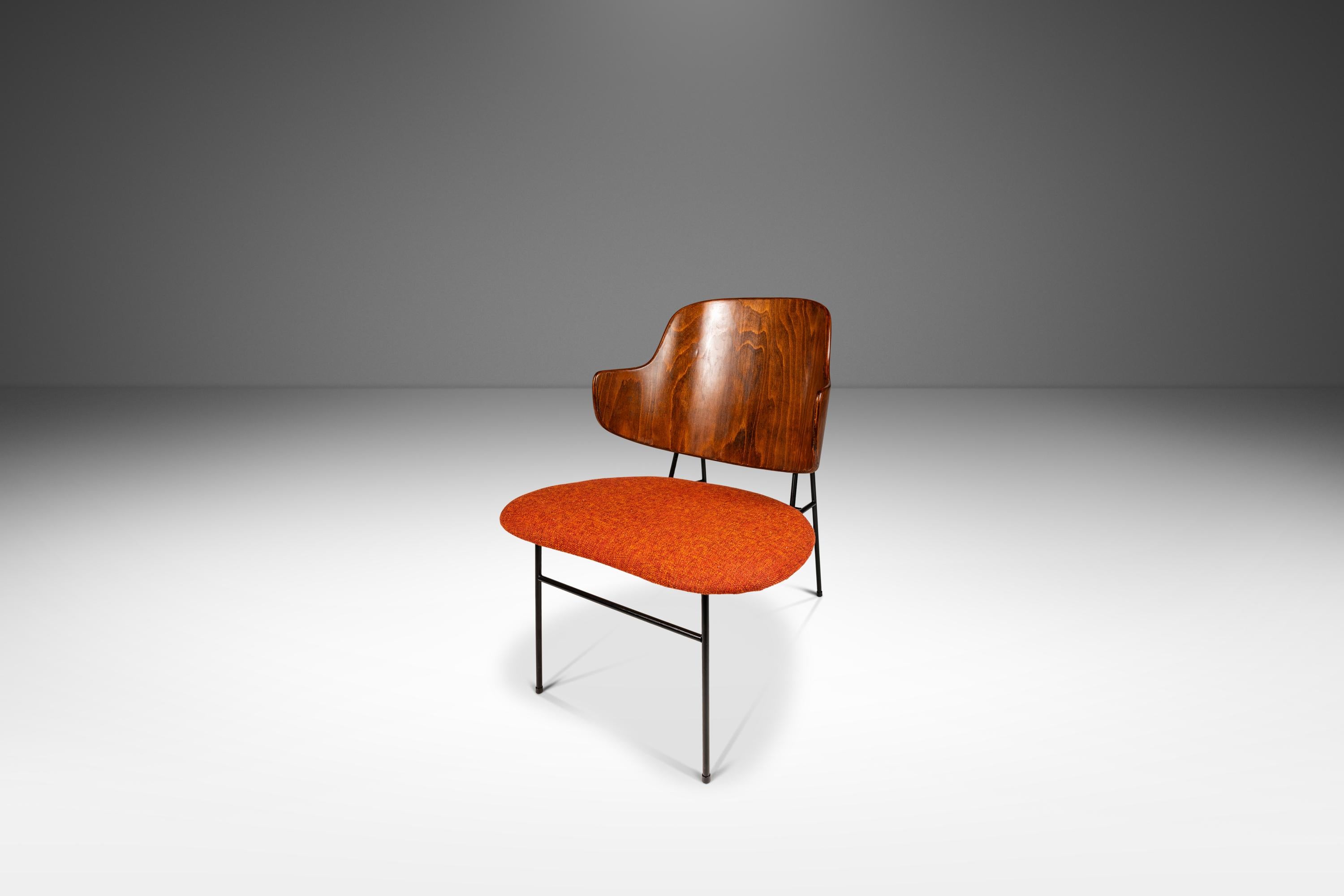 Satz von 2 restaurierten „Penguin“-Stühlen von Ib Kofod-Larsen, Selig, Dänemark, ca. 1960er Jahre im Angebot 3