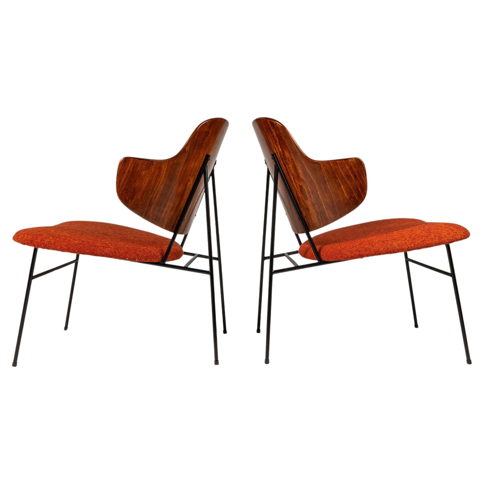Satz von 2 restaurierten „Penguin“-Stühlen von Ib Kofod-Larsen, Selig, Dänemark, ca. 1960er Jahre im Angebot