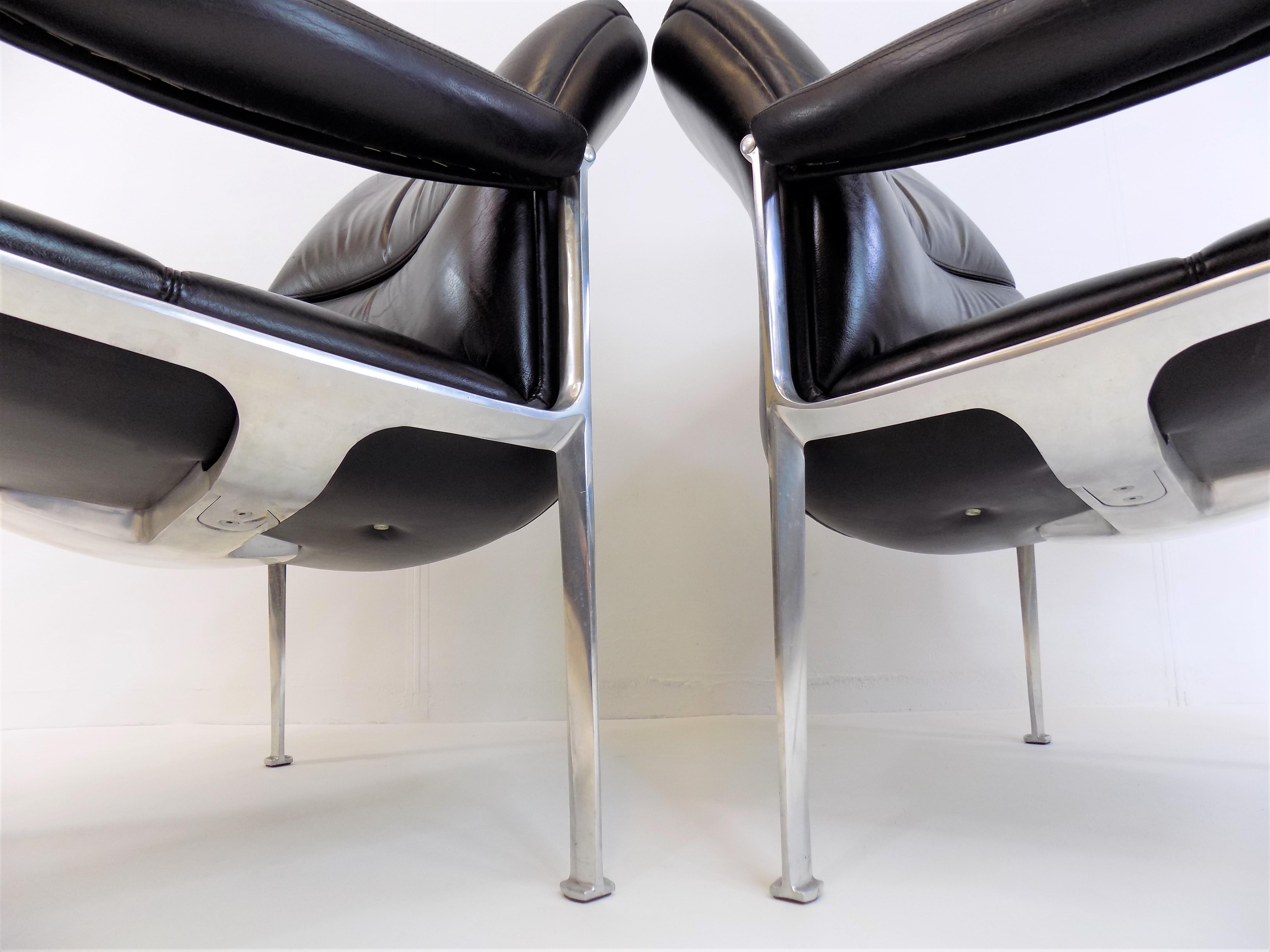 Mid-Century Modern Set of 2 Röder Söhne Leather Lounge Chairs by Miller Borgsen