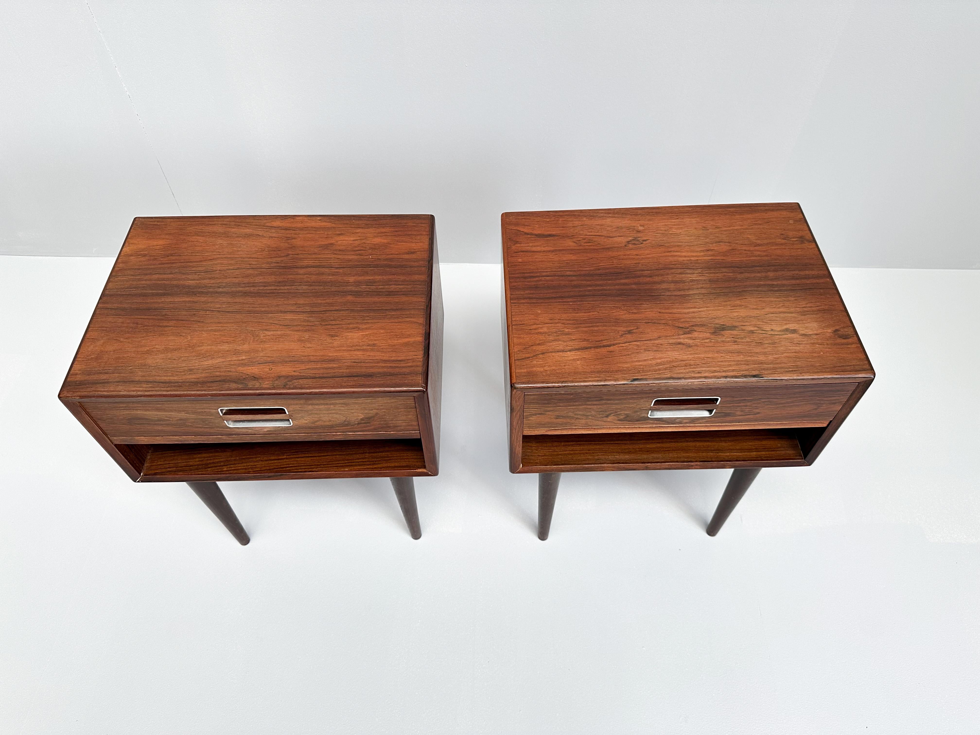 Ensemble de 2 tables de nuit en bois de rose par Johannes Andersen pour Dyrlund 1960s Bon état - En vente à BERKEL EN RODENRIJS, NL