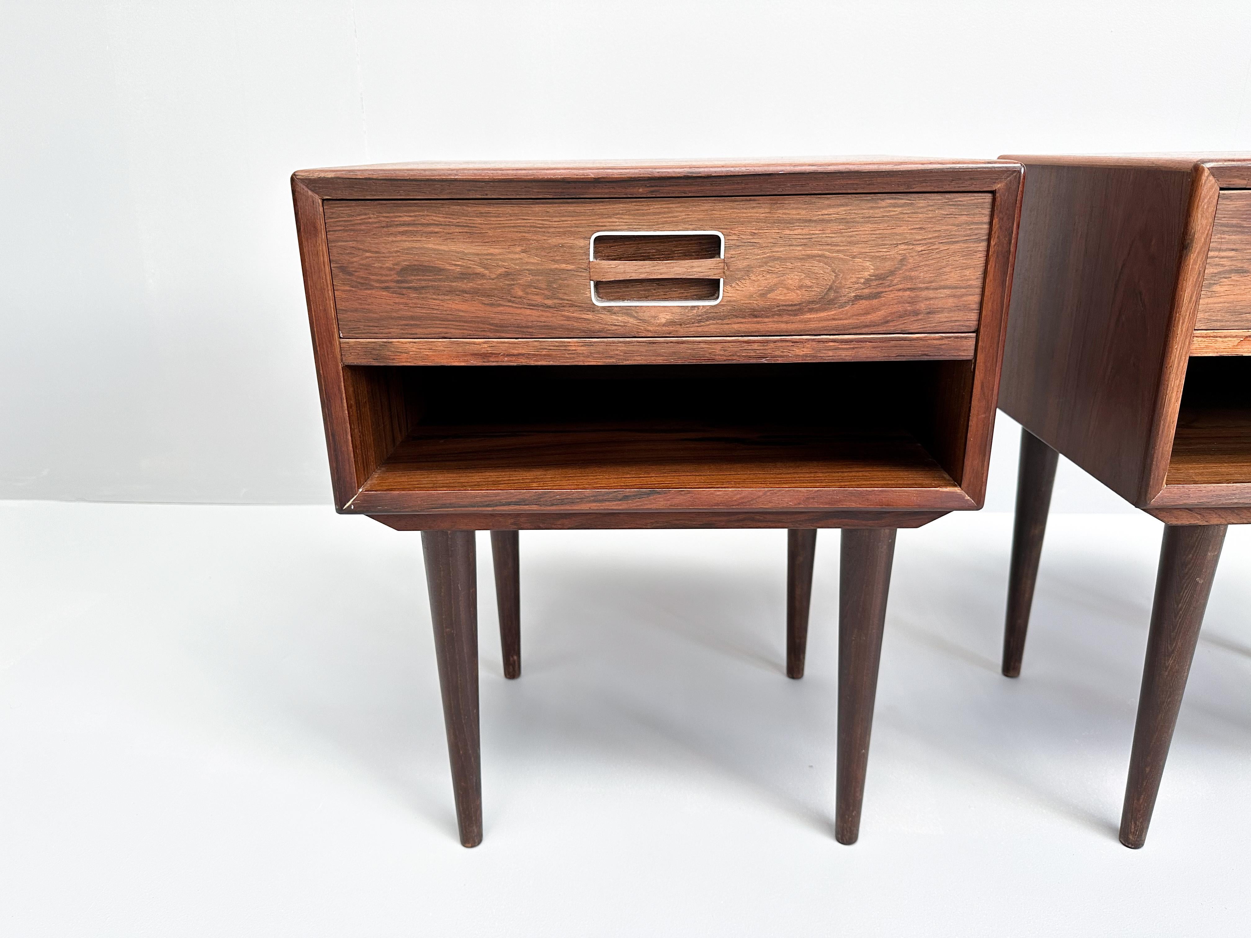 Ensemble de 2 tables de nuit en bois de rose par Johannes Andersen pour Dyrlund 1960s en vente 1