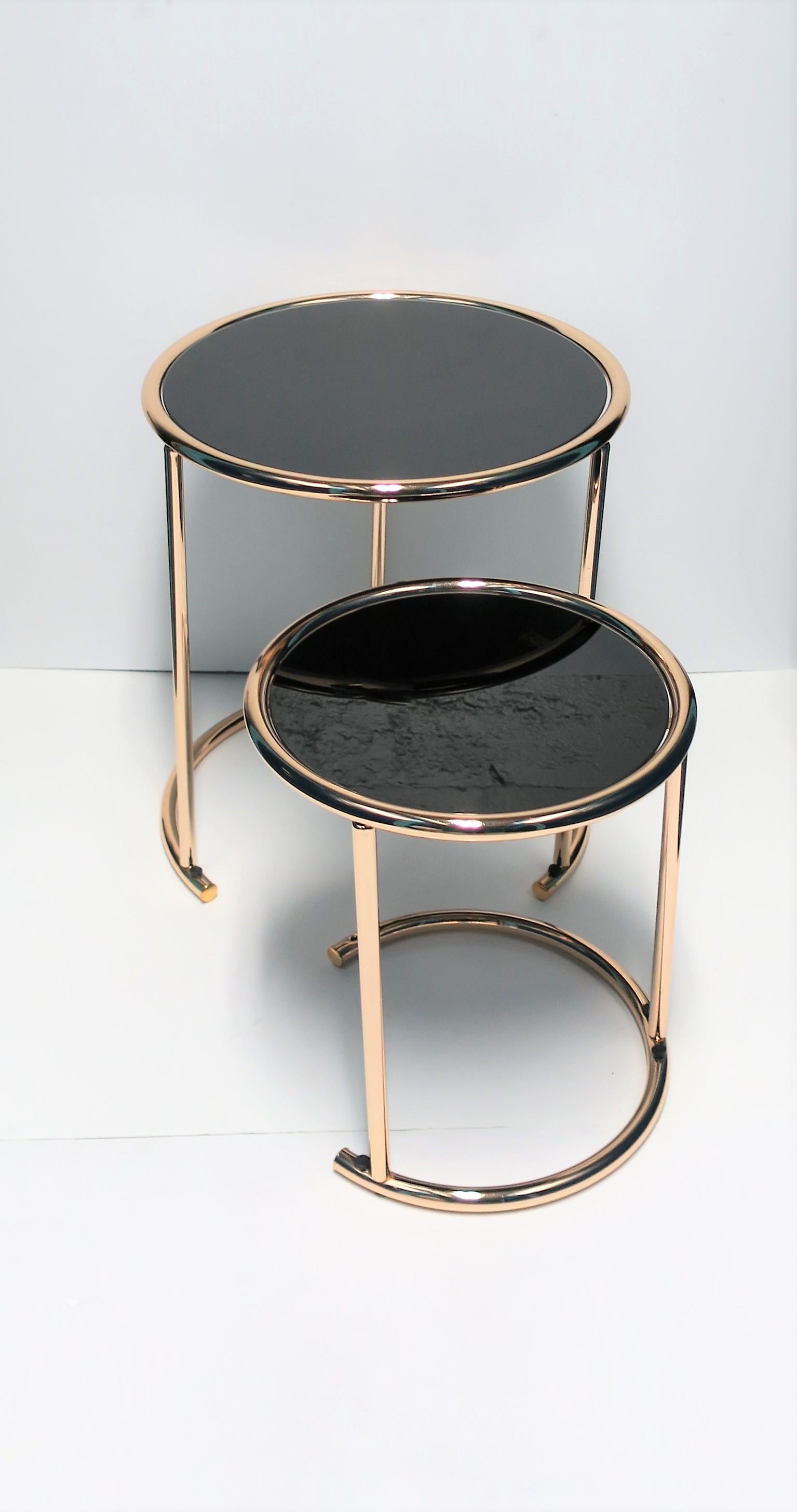 Modern Set of 2 Round Nesting Side Tables