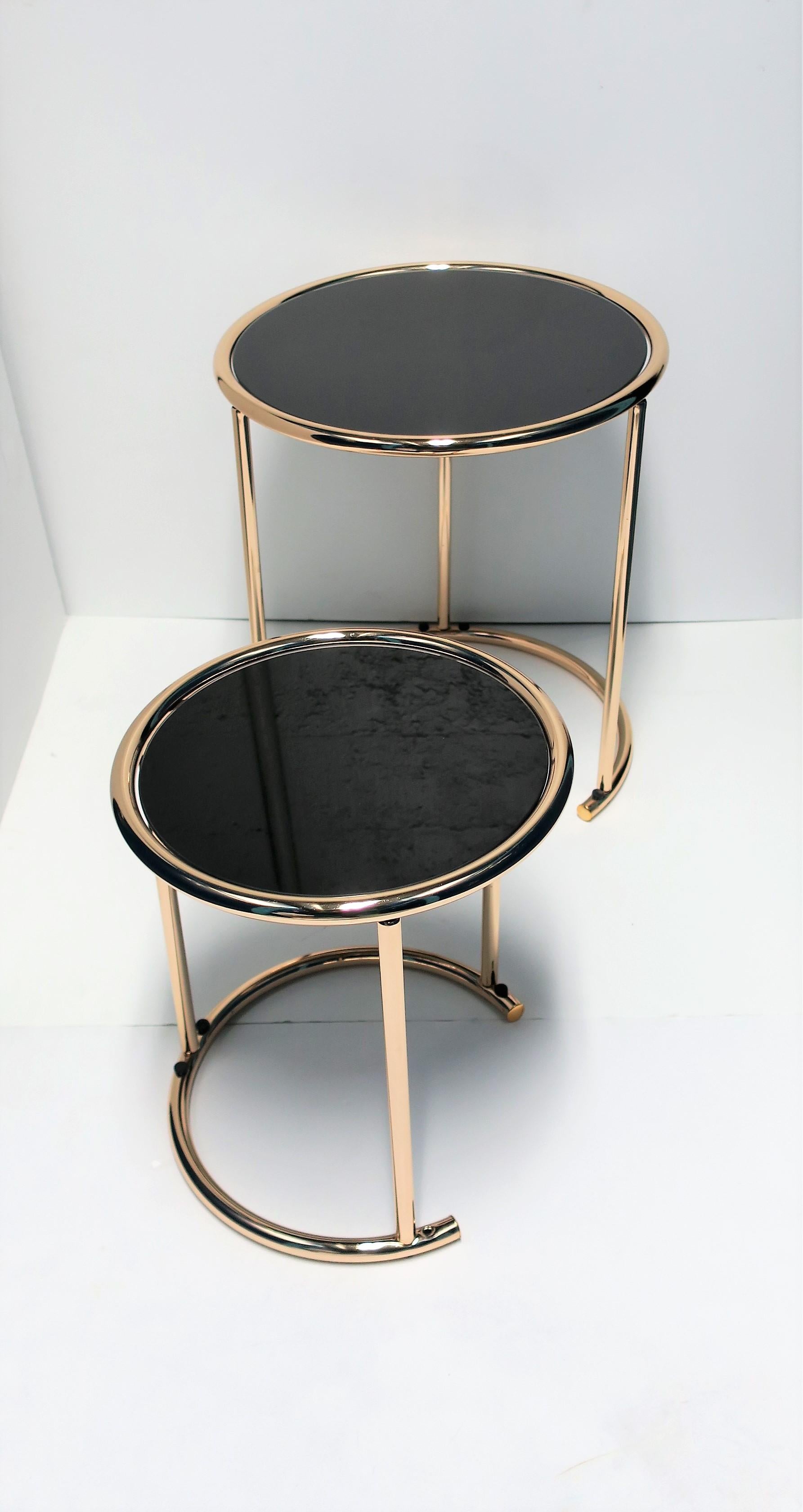 Contemporary Set of 2 Round Nesting Side Tables