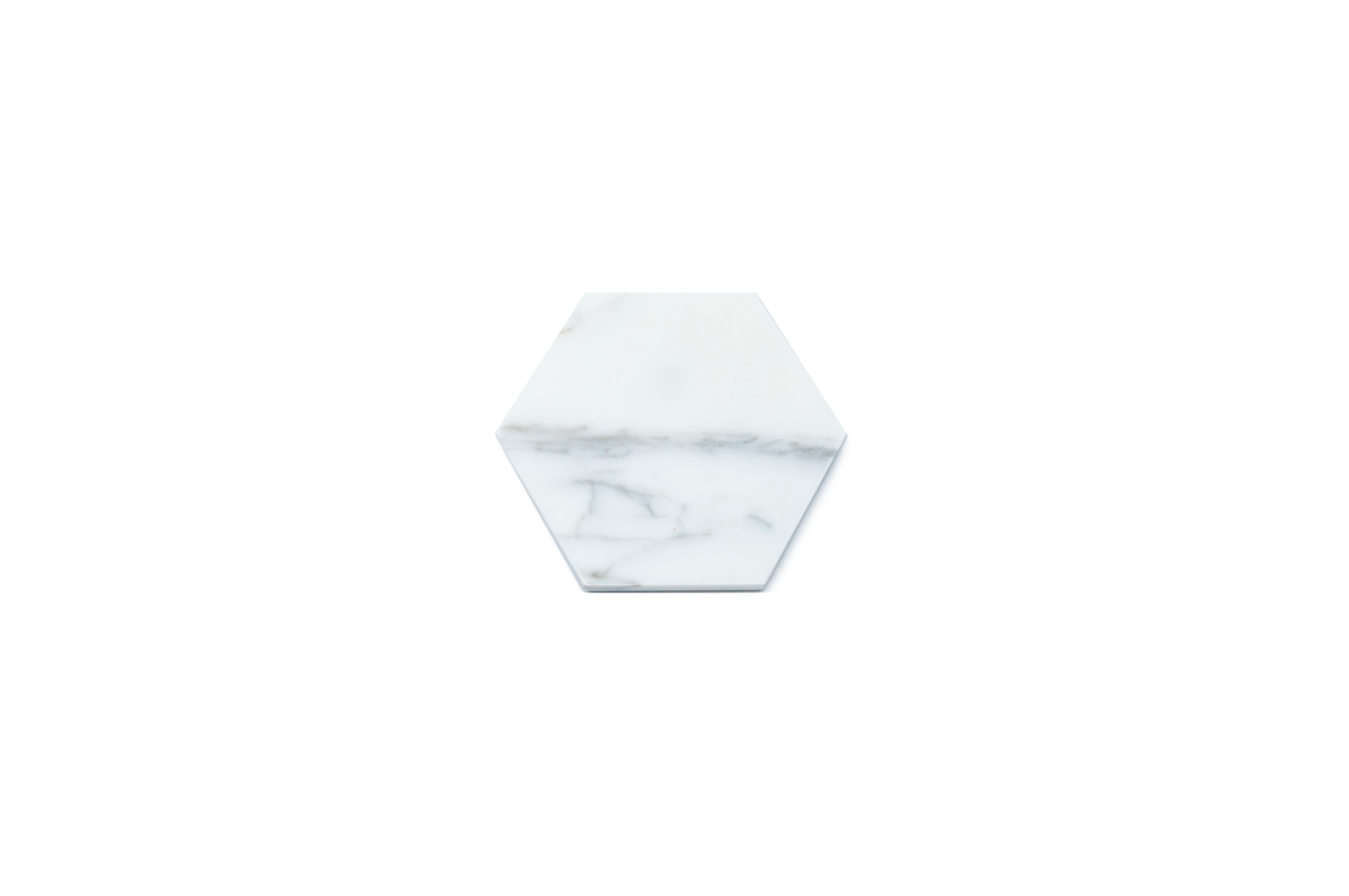 Contemporary Handmade Set of 2 Hexagonal White Carrara Marble Coasters For Sale