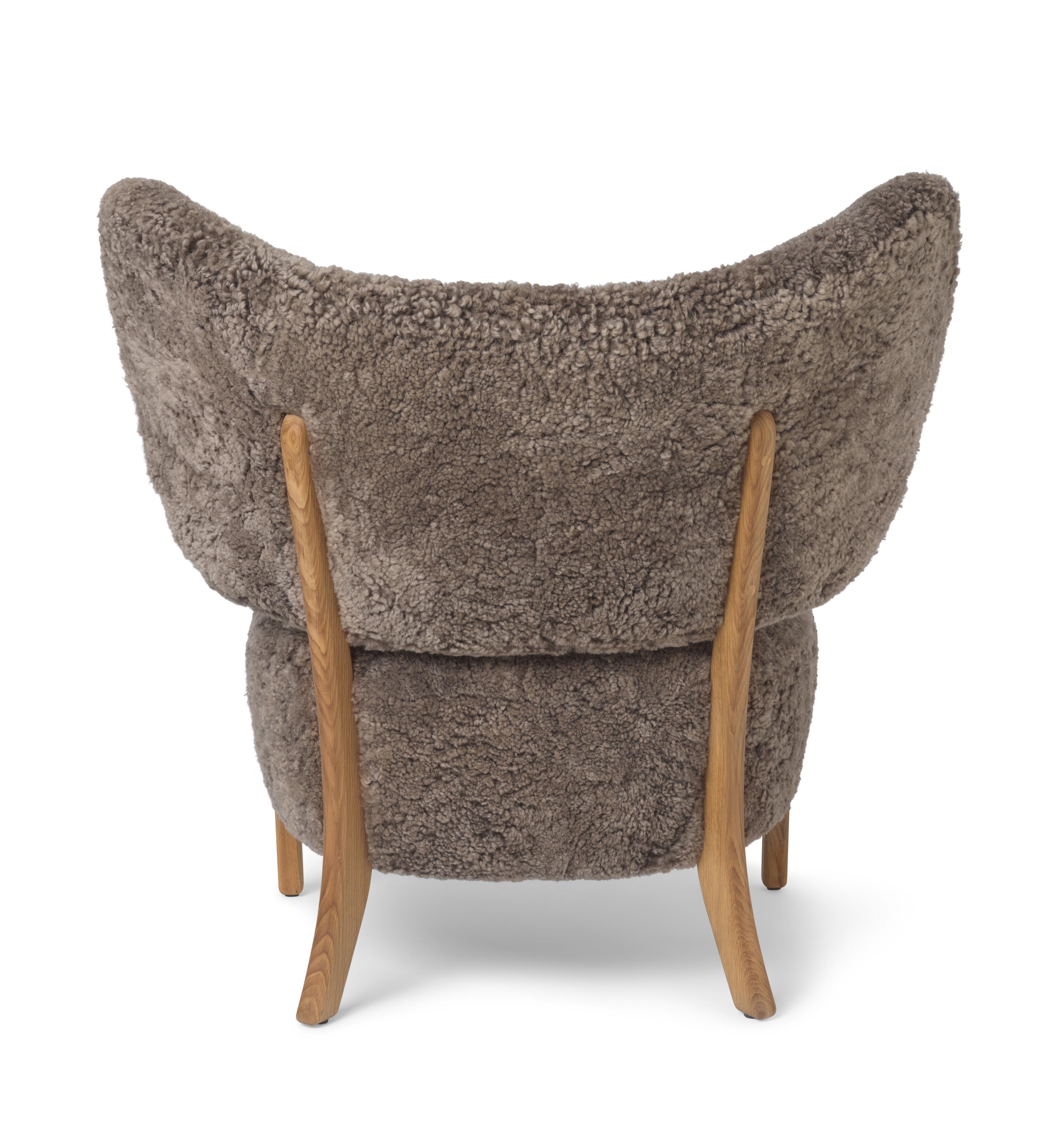 Danish Set Of 2 Sahara Sheepskin TMBO Lounge Chairs by Mazo Design