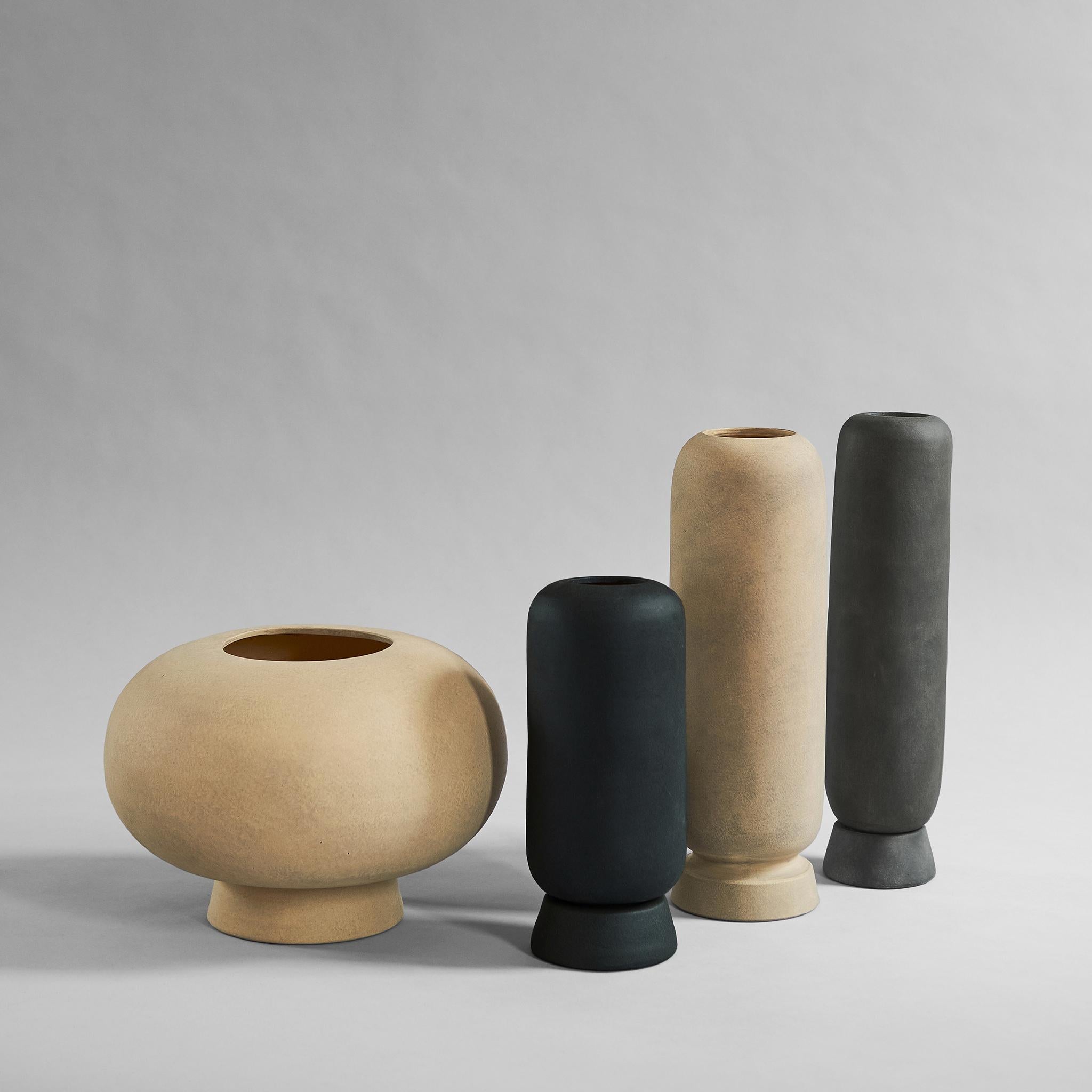 Danish Set of 2 Sand Kabin Vase Fat by 101 Copenhagen For Sale