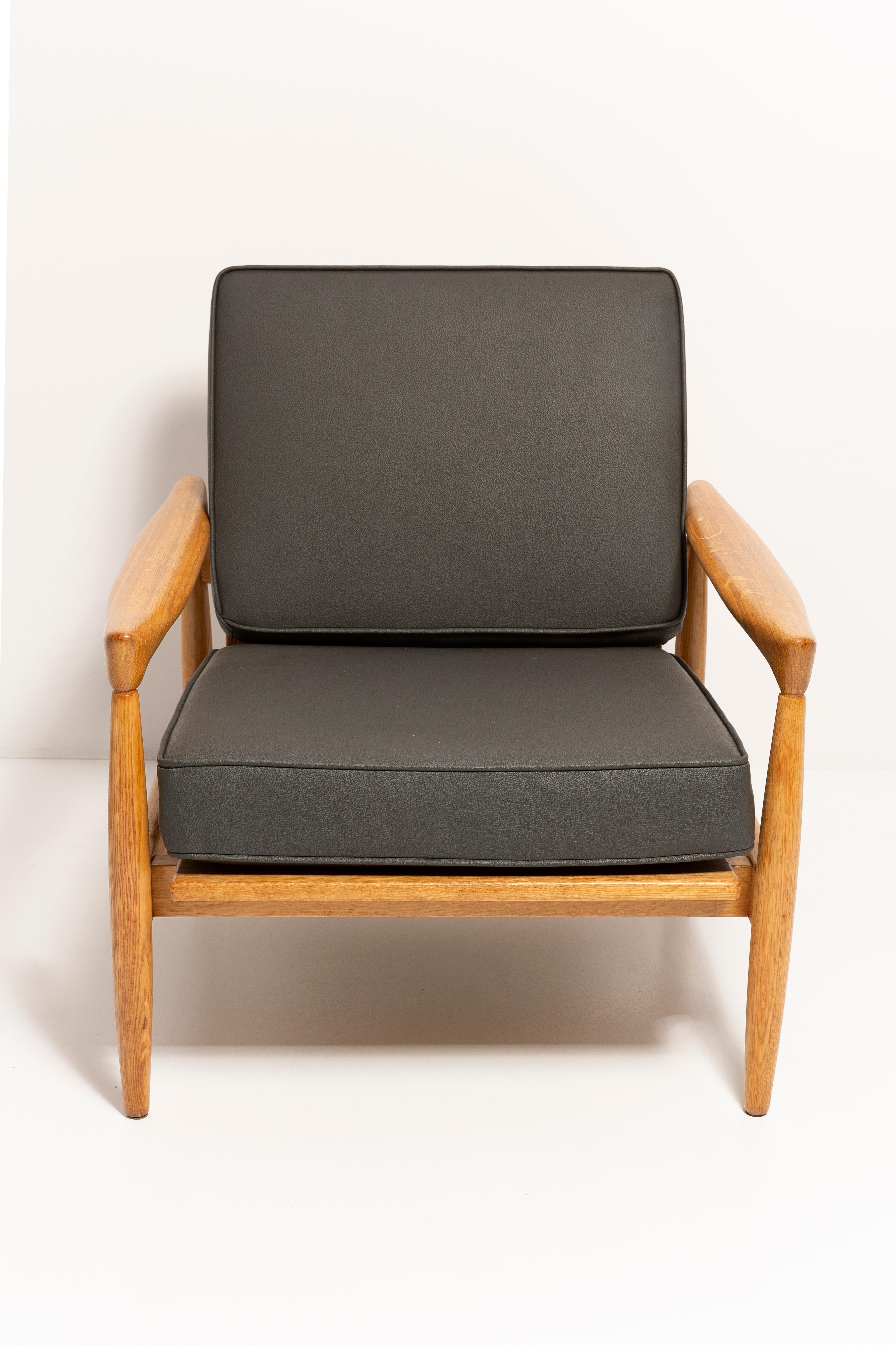 Mid-20th Century Set of 2 Scandinavian Armchairs Oak Lounge Chairs 