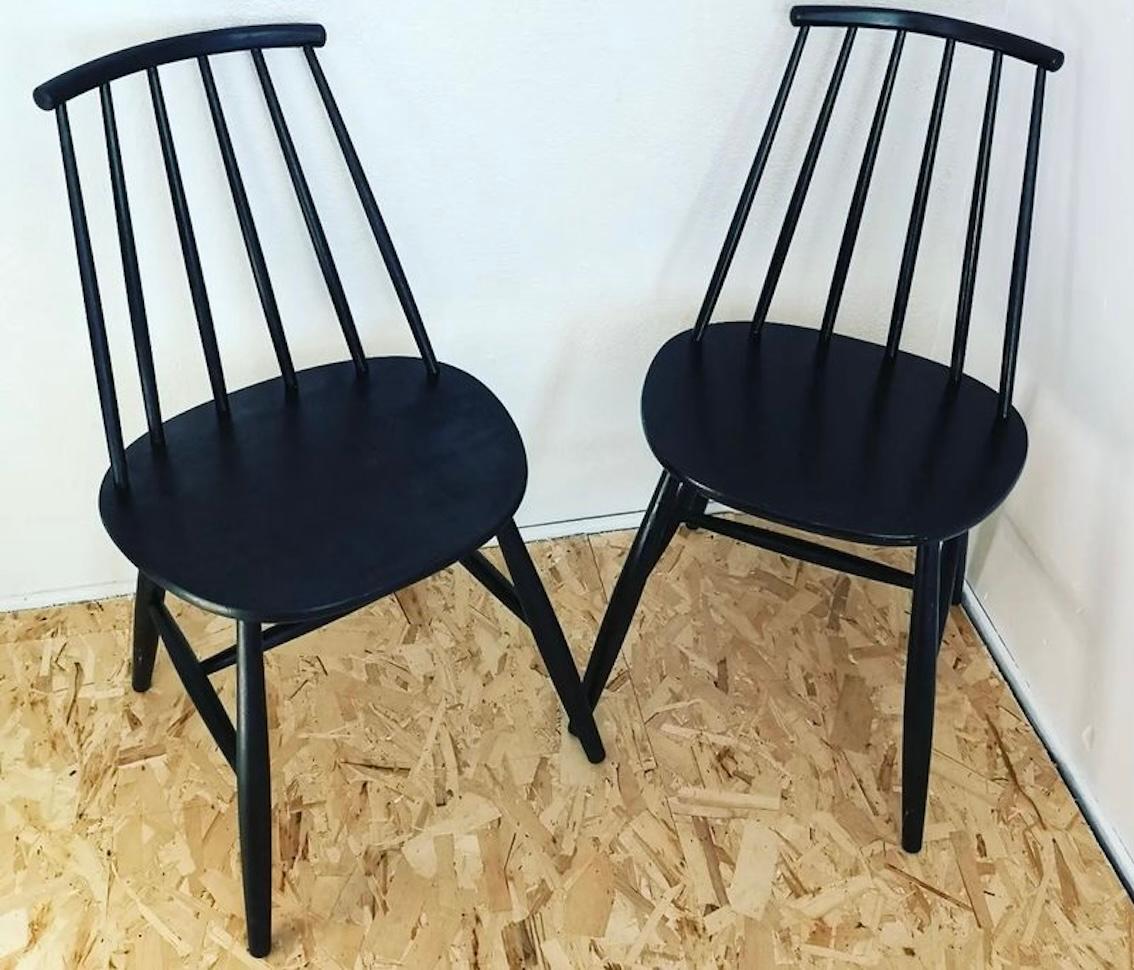 Faggio set di 2 sedie scandinave in stile tapiovaara in vendita