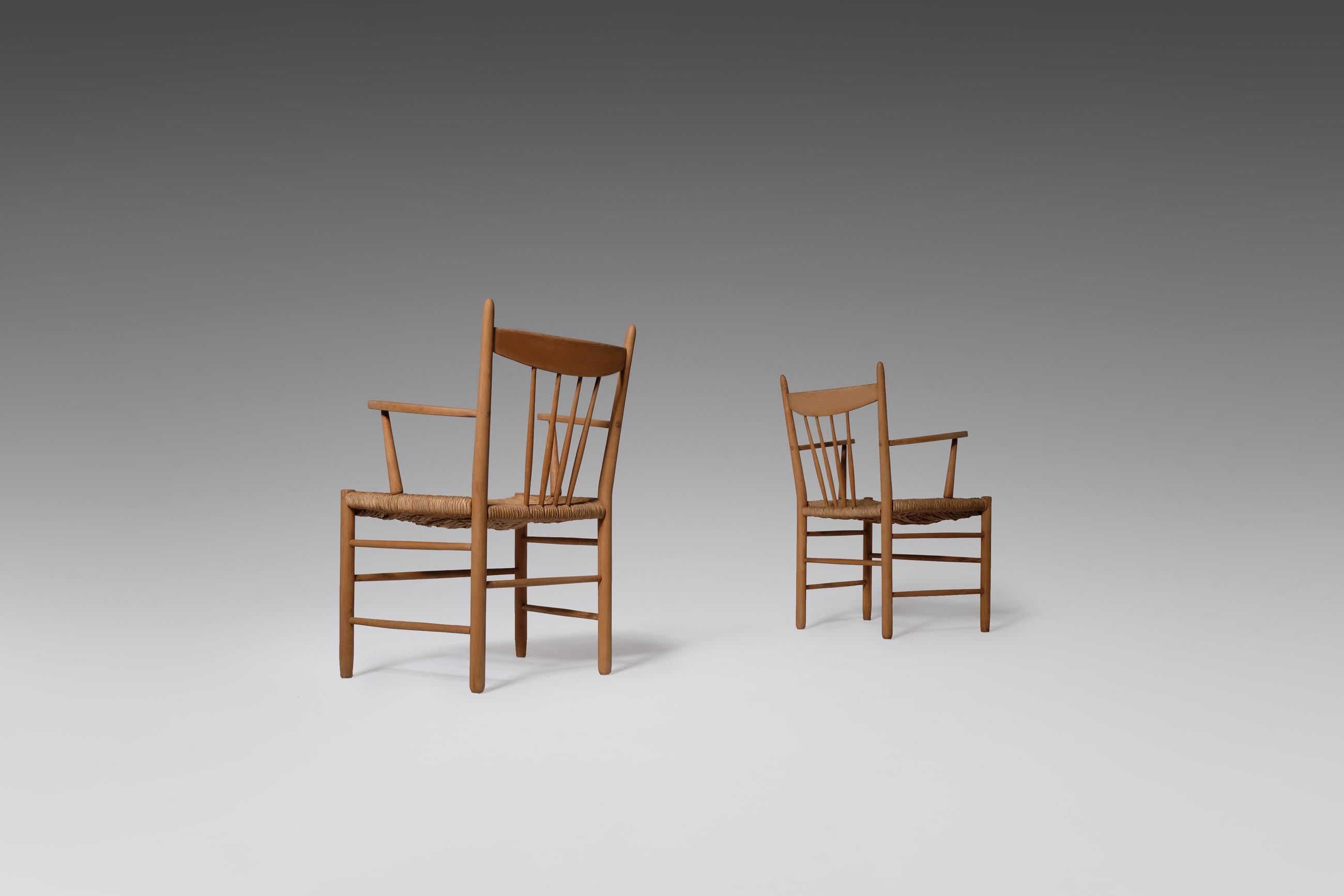 Scandinavian Modern Set of 2 Scandinavian Oak and Rush Side Chairs