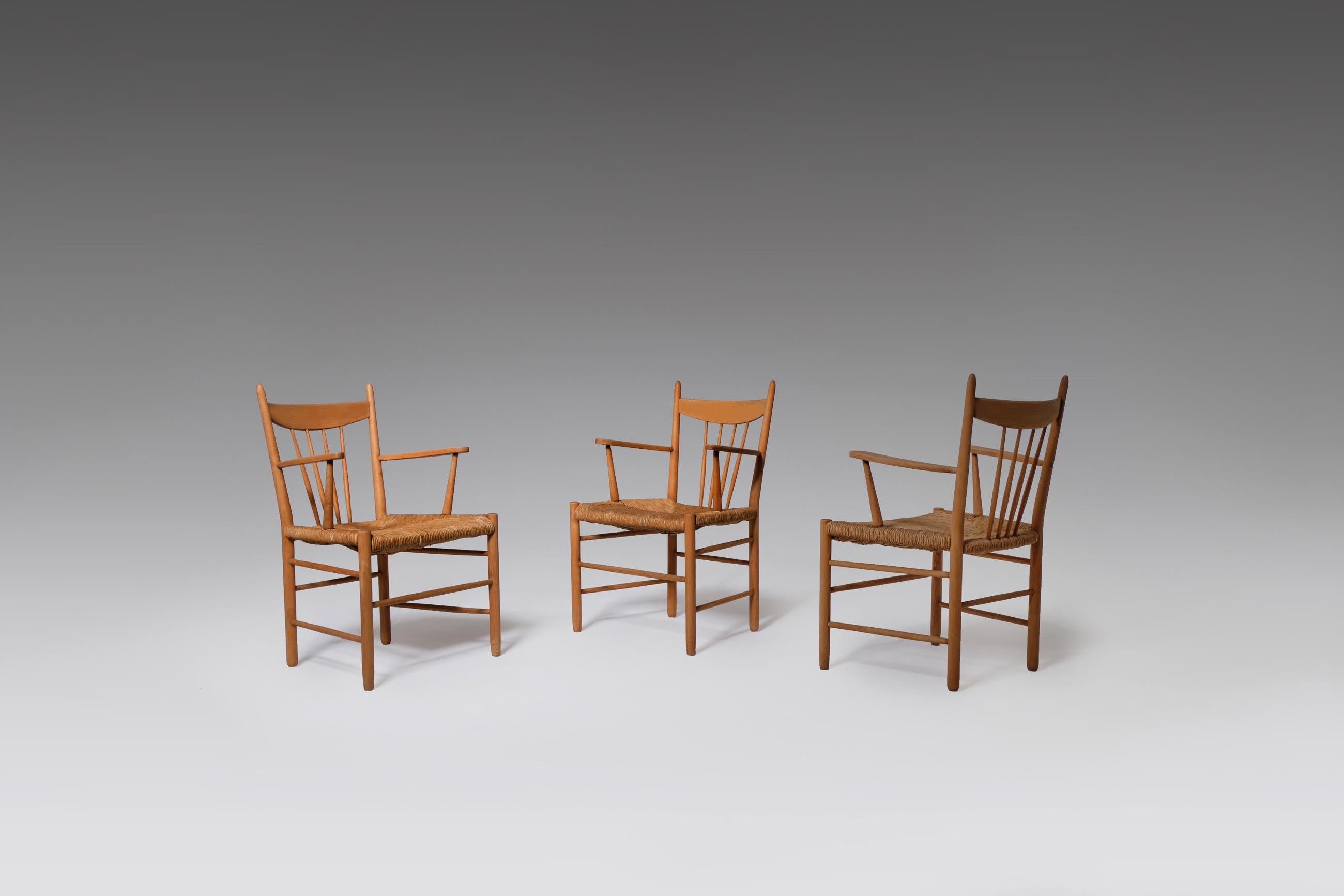 20th Century Set of 2 Scandinavian Oak and Rush Side Chairs