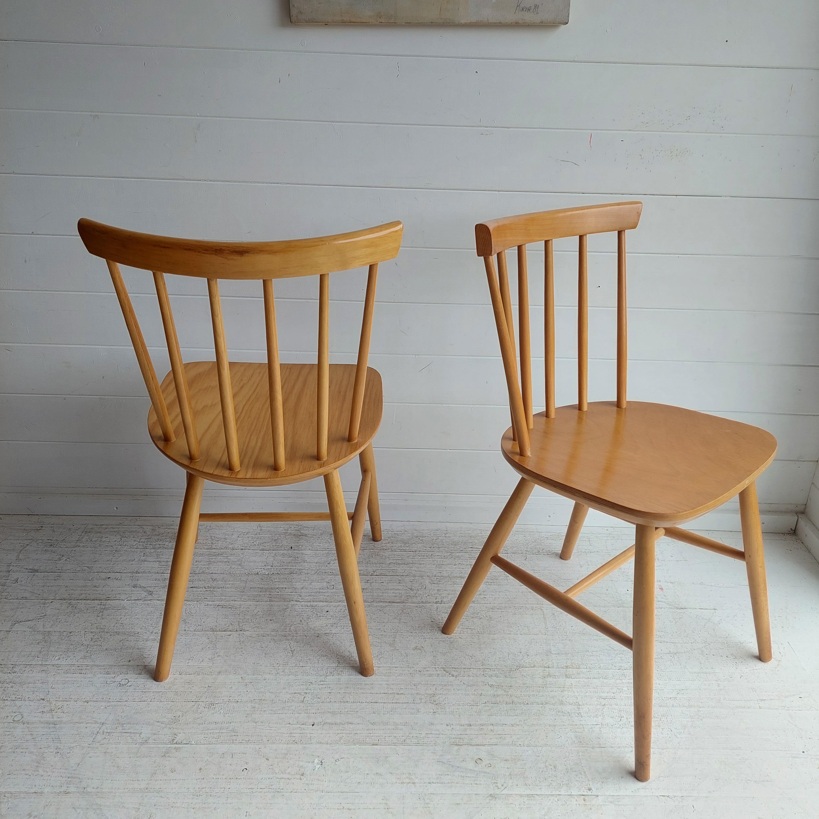 Set Of 2 Scandinavian Zpm Radomsko Spindle Back Dining Chairs 50s 60s 3