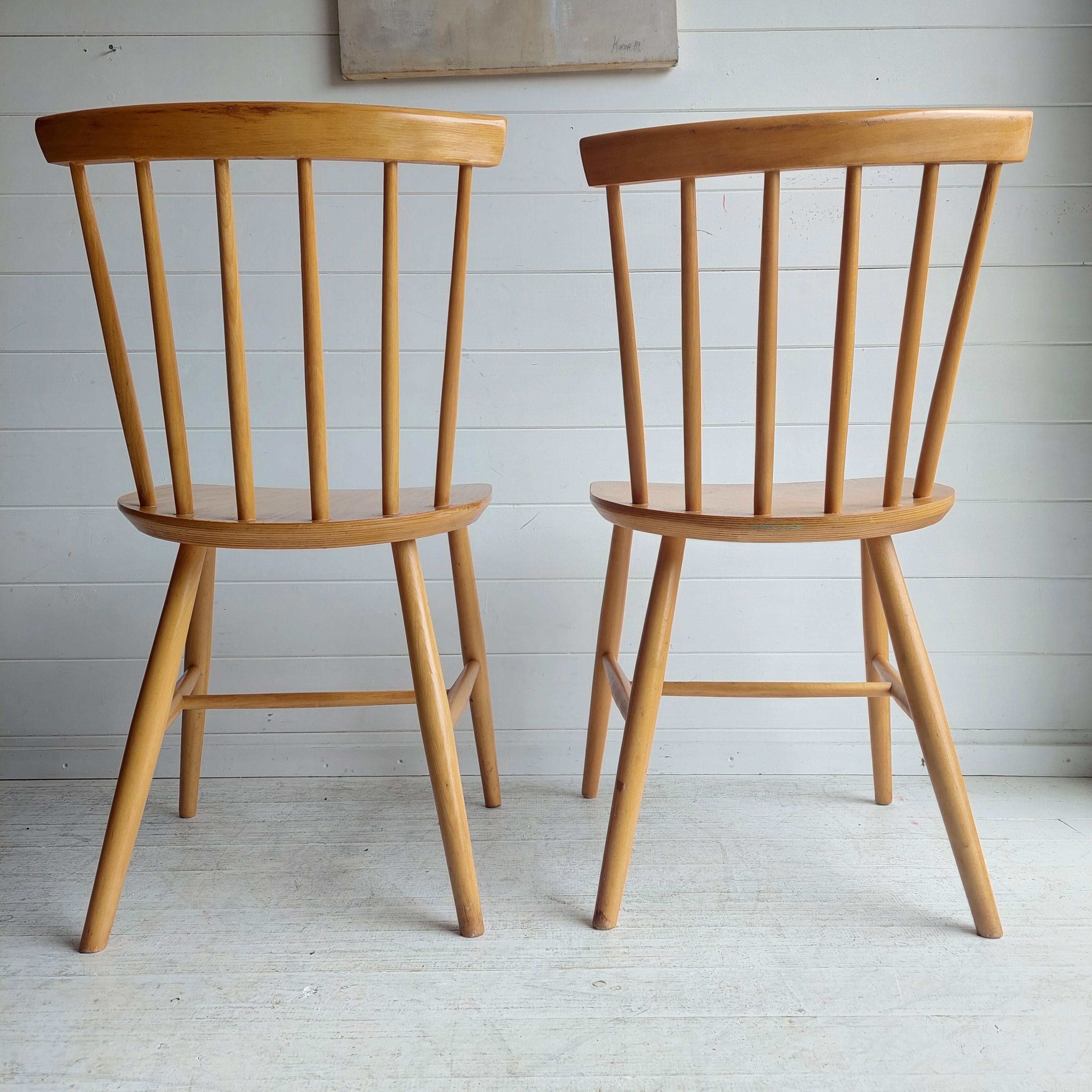 Set Of 2 Scandinavian Zpm Radomsko Spindle Back Dining Chairs 50s 60s 5