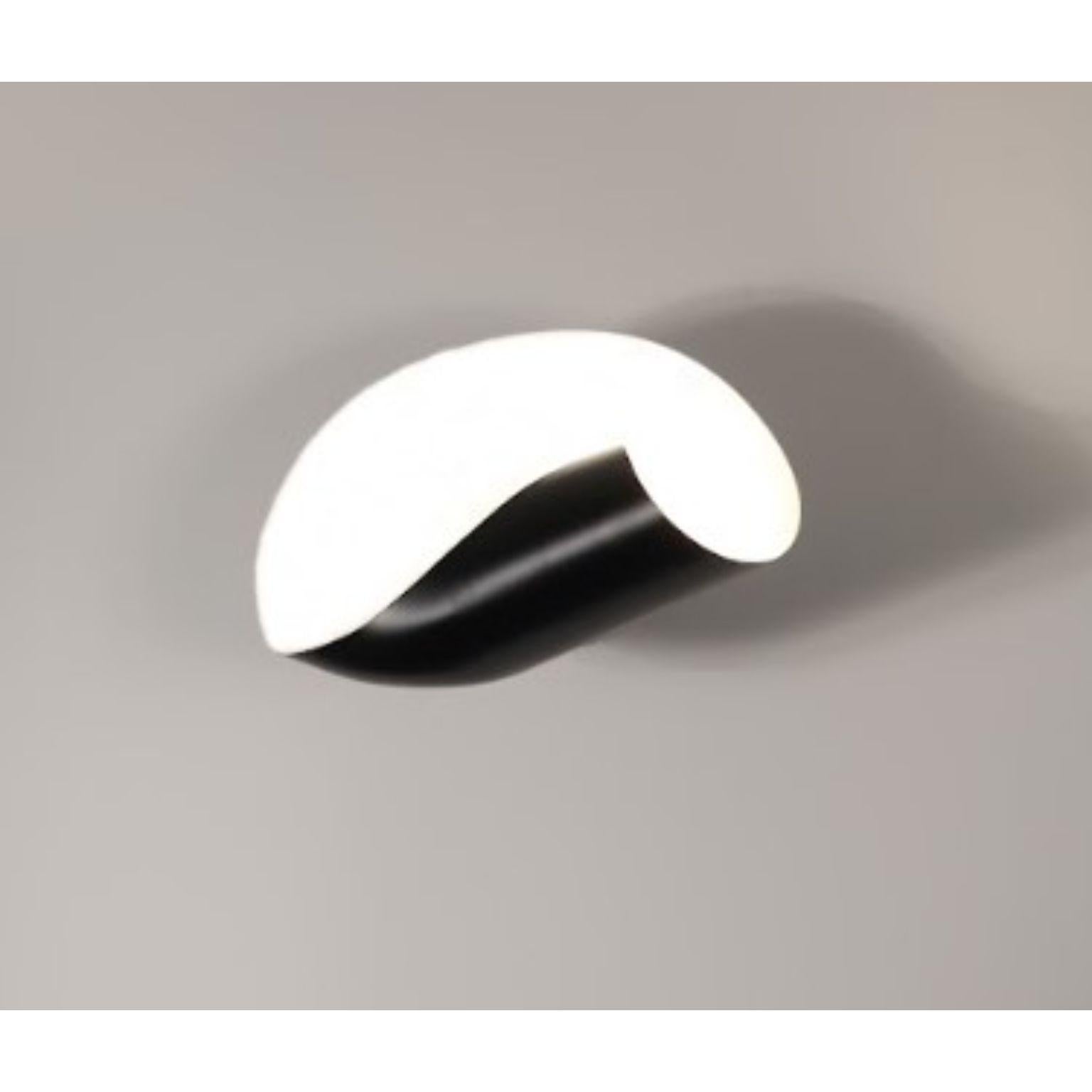 Set aus 2 Wandleuchtern Conche von Serge Mouille im Zustand „Neu“ im Angebot in Geneve, CH