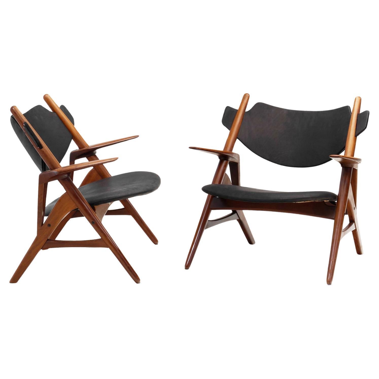 Set of 2 Sculptural Danish Mid-Century Modern Chairs, Denmark ca 1960s For Sale
