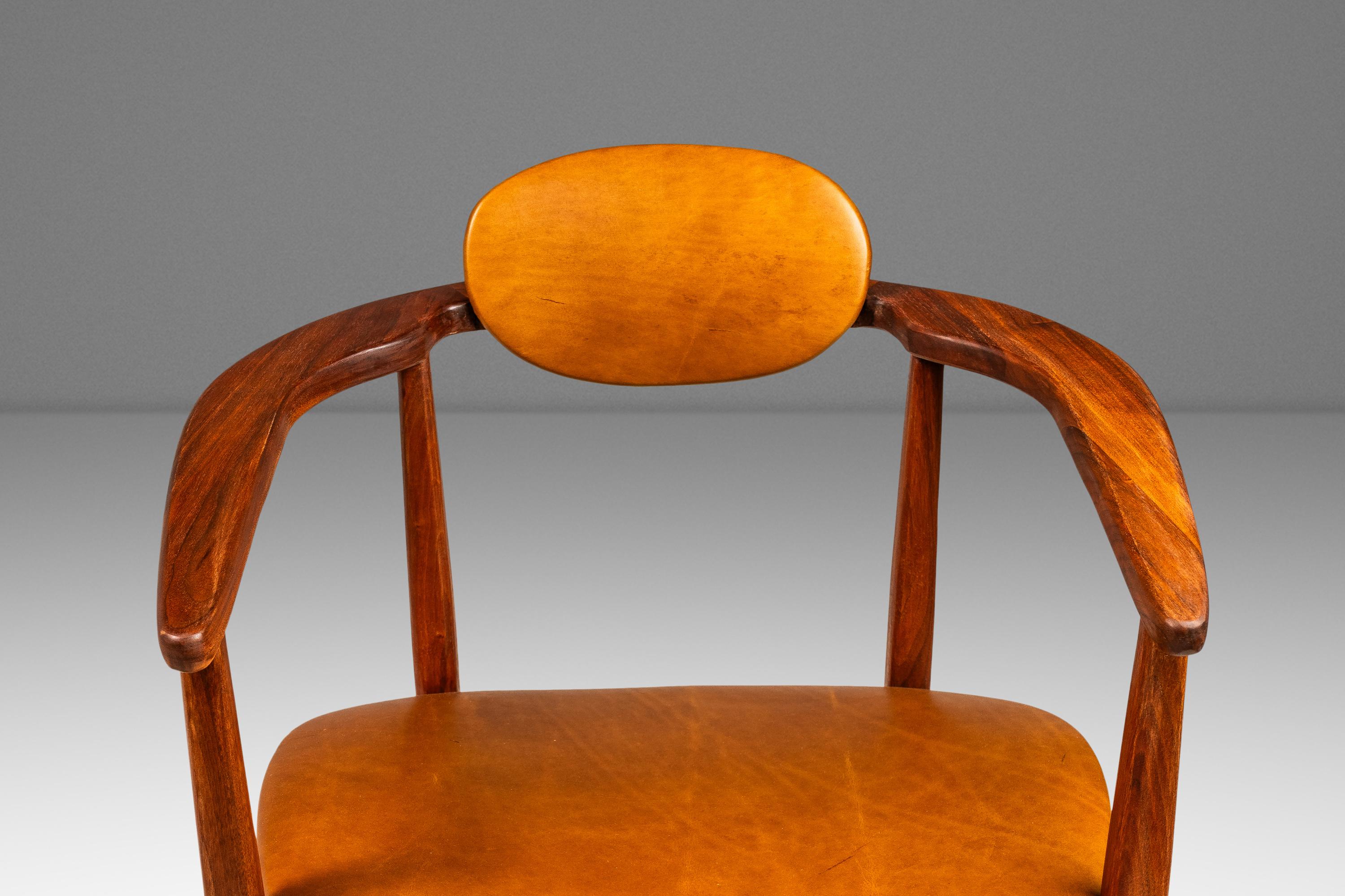 Set of 2 Sculptural Lounge Chairs, Leather & Walnut, Adrian Pearsall Style, 1960 For Sale 9