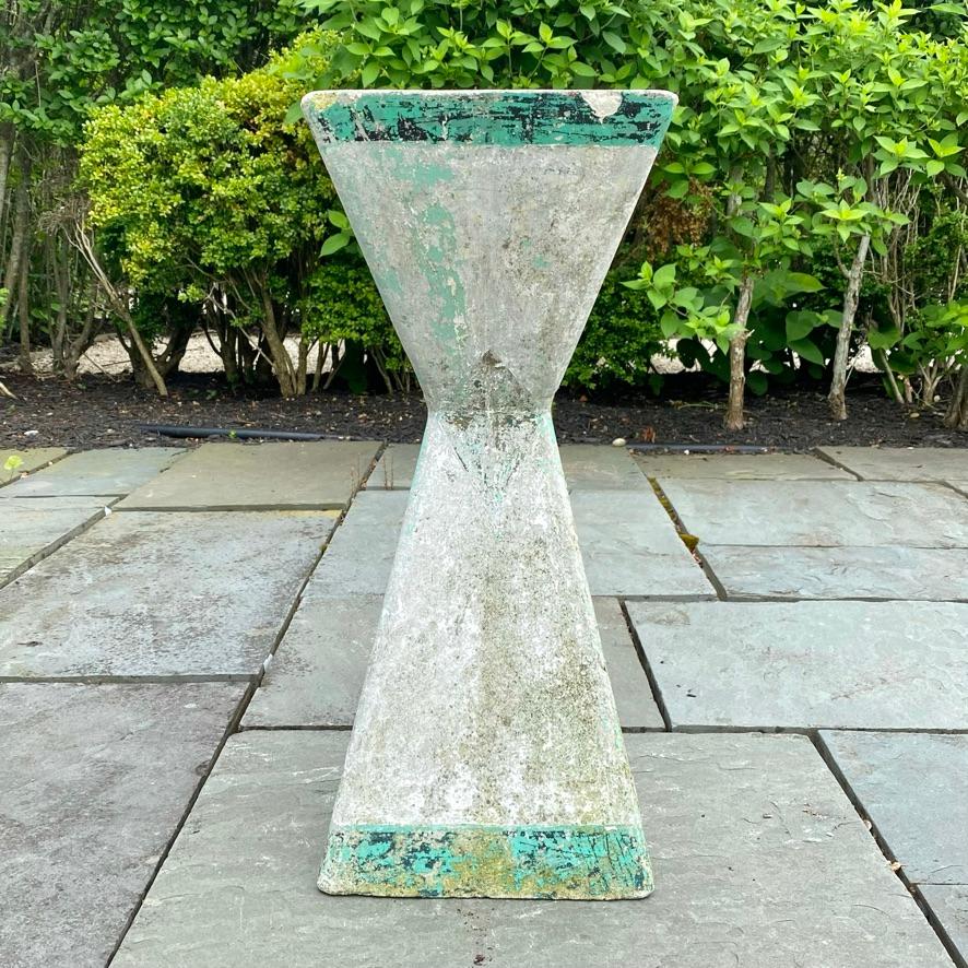 Set of 2 Sculptural Triangular Planters by Willy Guhl, 1960s Switzerland For Sale 5