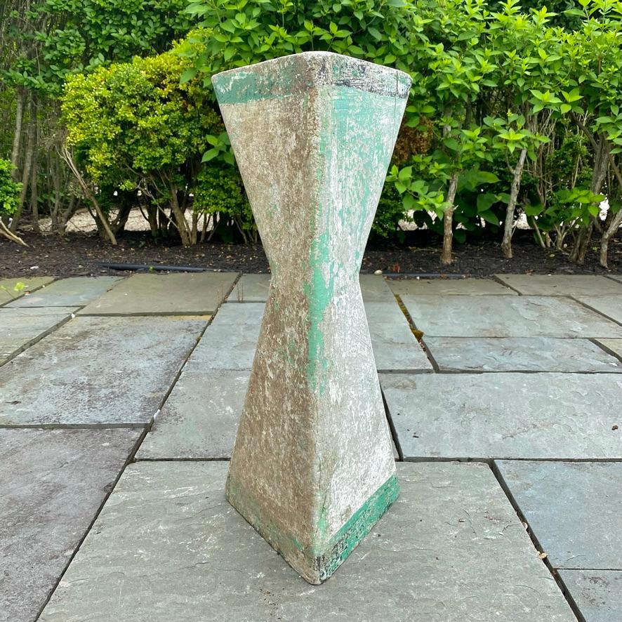 Set of 2 Sculptural Triangular Planters by Willy Guhl, 1960s Switzerland For Sale 7