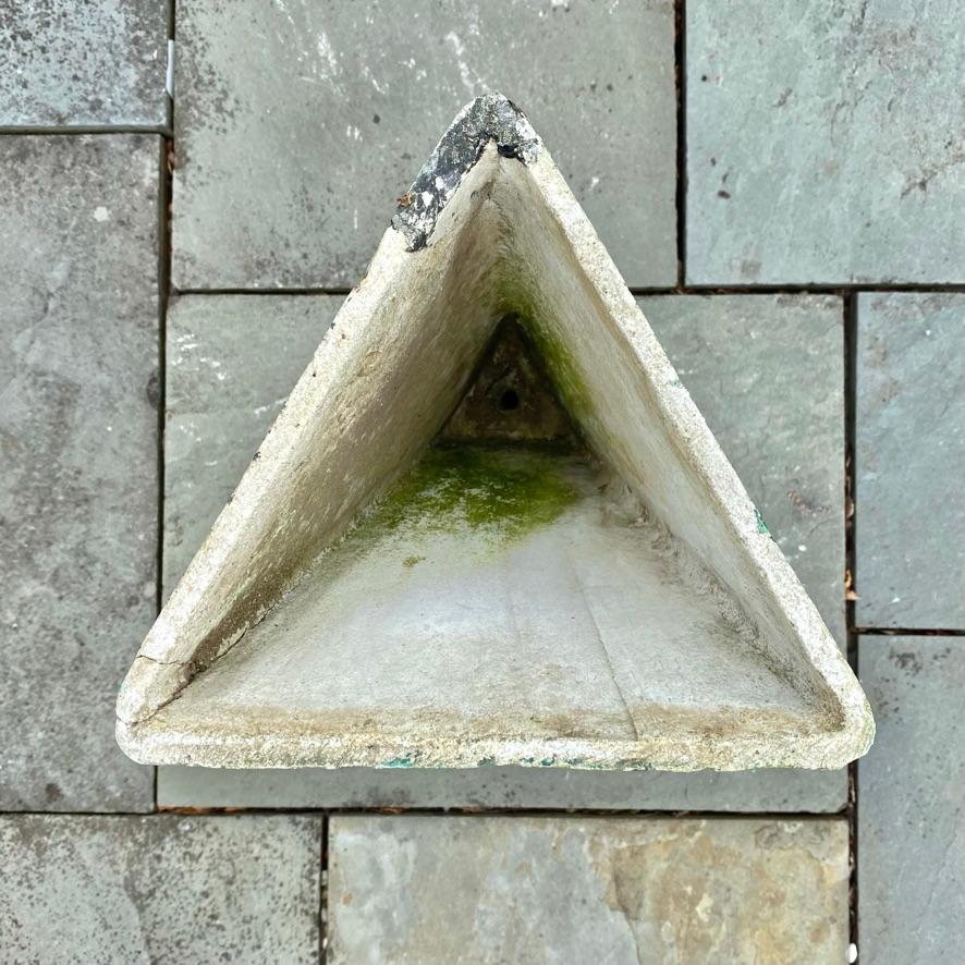 Set of 2 Sculptural Triangular Planters by Willy Guhl, 1960s Switzerland For Sale 10