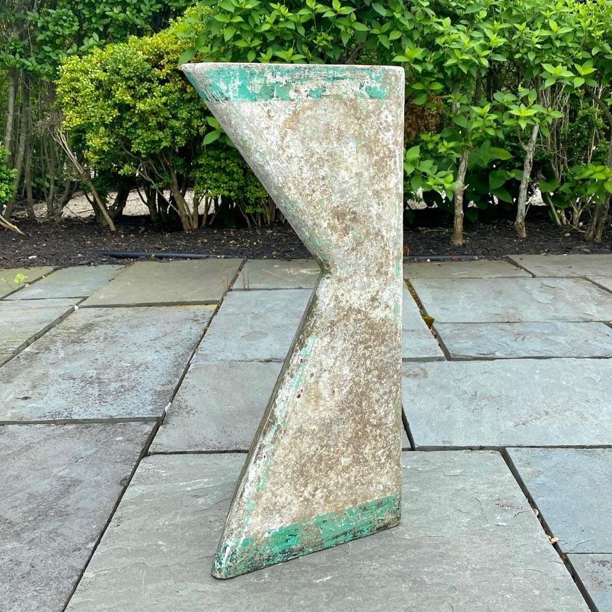 Swiss Set of 2 Sculptural Triangular Planters by Willy Guhl, 1960s Switzerland For Sale