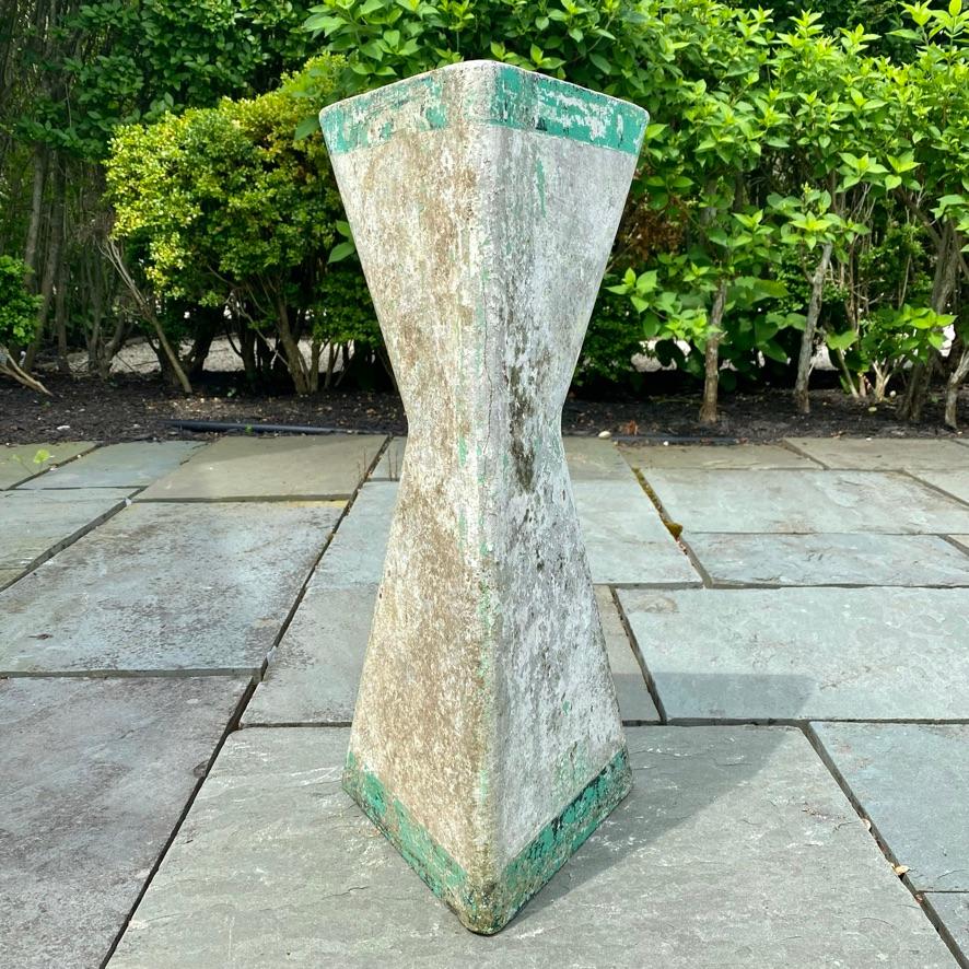 Set of 2 Sculptural Triangular Planters by Willy Guhl, 1960s Switzerland In Good Condition For Sale In Los Angeles, CA