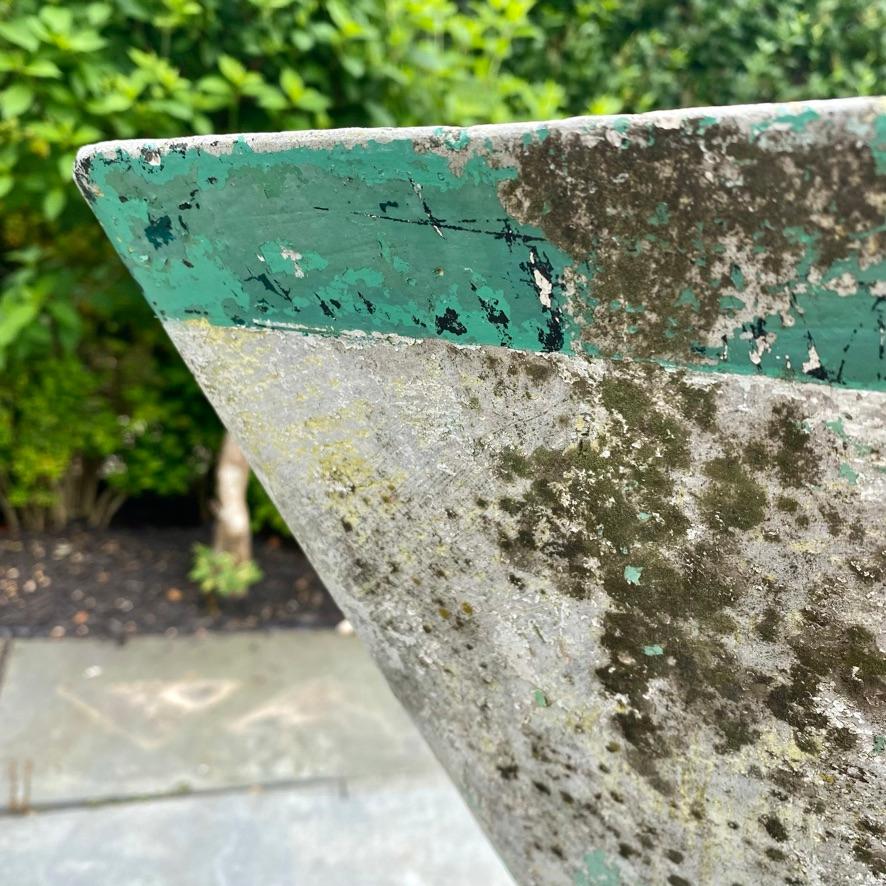 Set of 2 Sculptural Triangular Planters by Willy Guhl, 1960s Switzerland For Sale 2