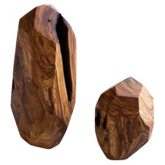Set of 2 Sculptures in Olive Wood by Rectangle Studio