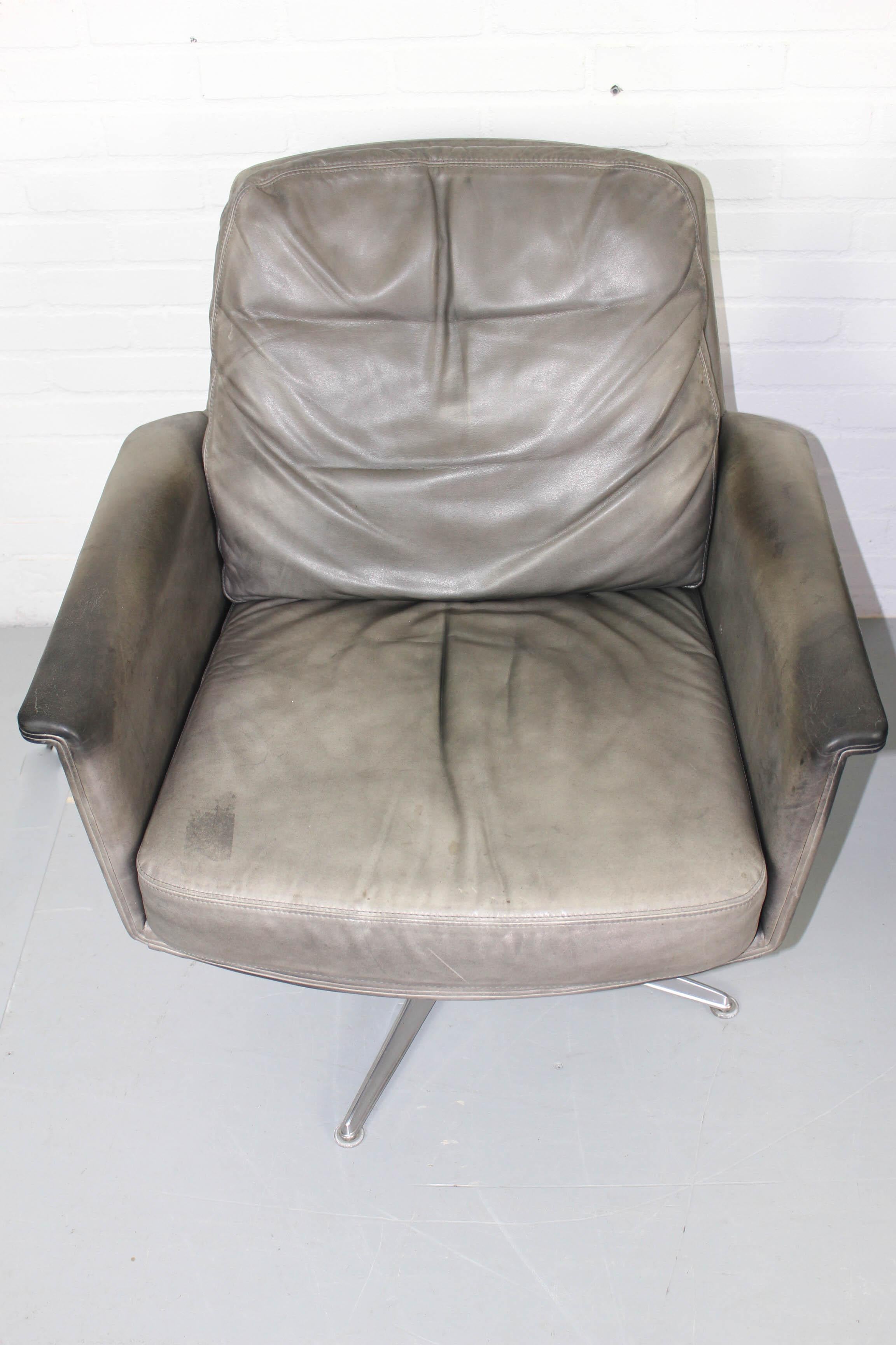 Set of 2 Sedia Swivel Chair by Horst Brüning for Cor, 1960s, Grey Leather For Sale 1