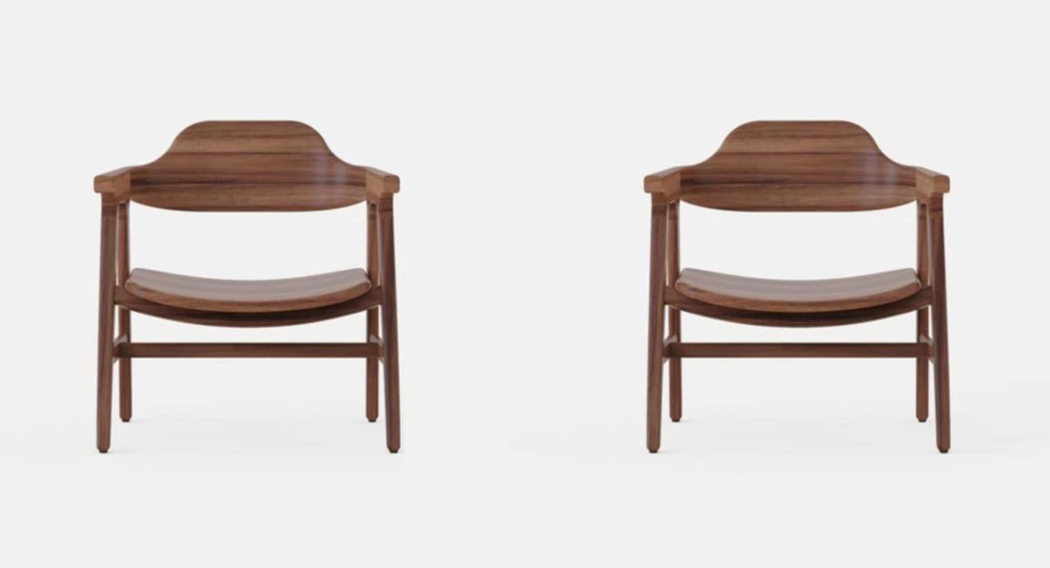Lot de 2 fauteuils Sensato par Sebastián Angeles
Matériau : Noyer
Dimensions : L 45 x P 40 x 100 cm
Également disponible : Autres couleurs disponibles,

L'amour des processus, les propriétés des matériaux, les détails et les concepts font de