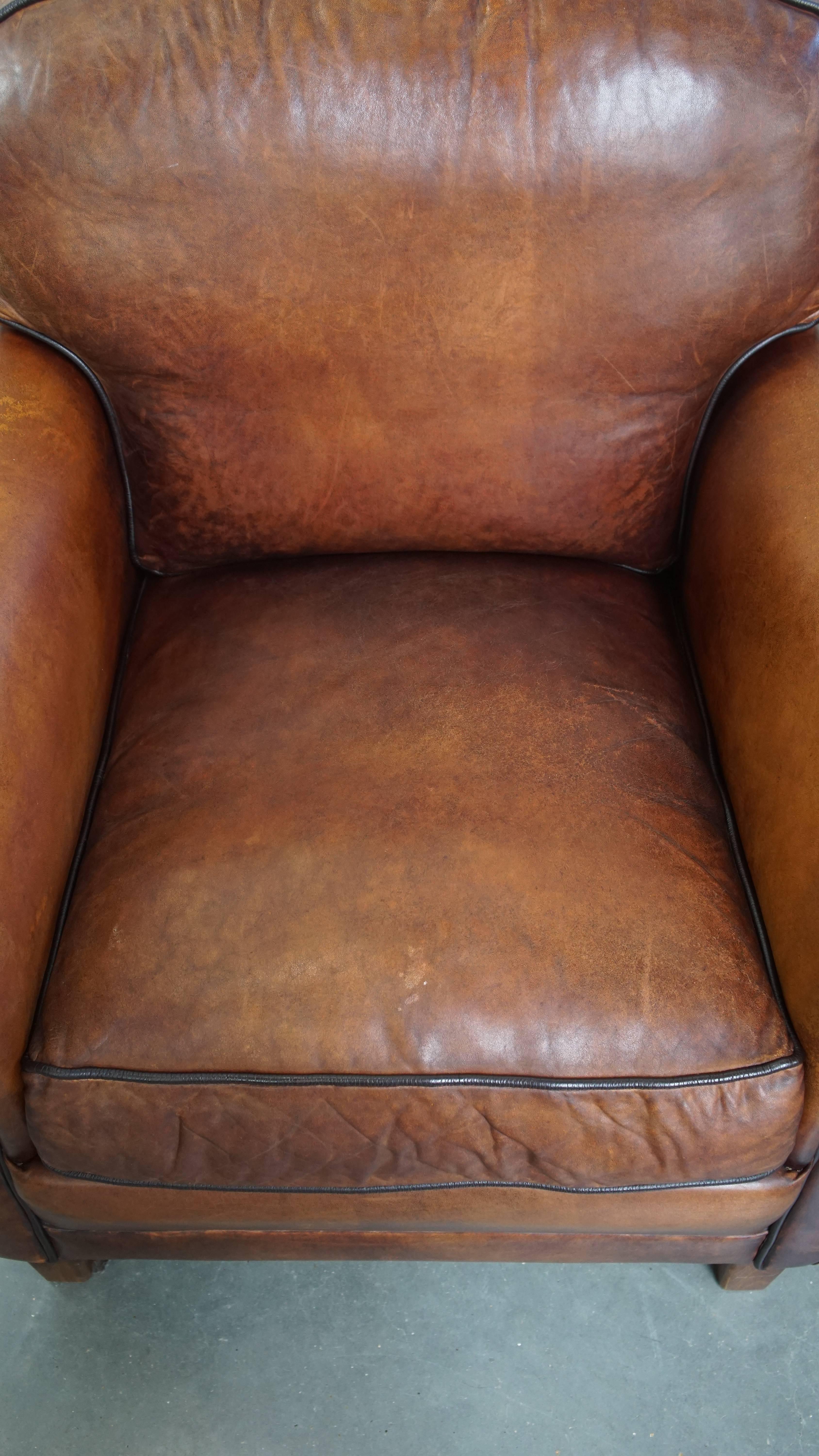 Set of 2 sheepskin leather armchair in English style en Bueno estado para la venta en Harderwijk, NL