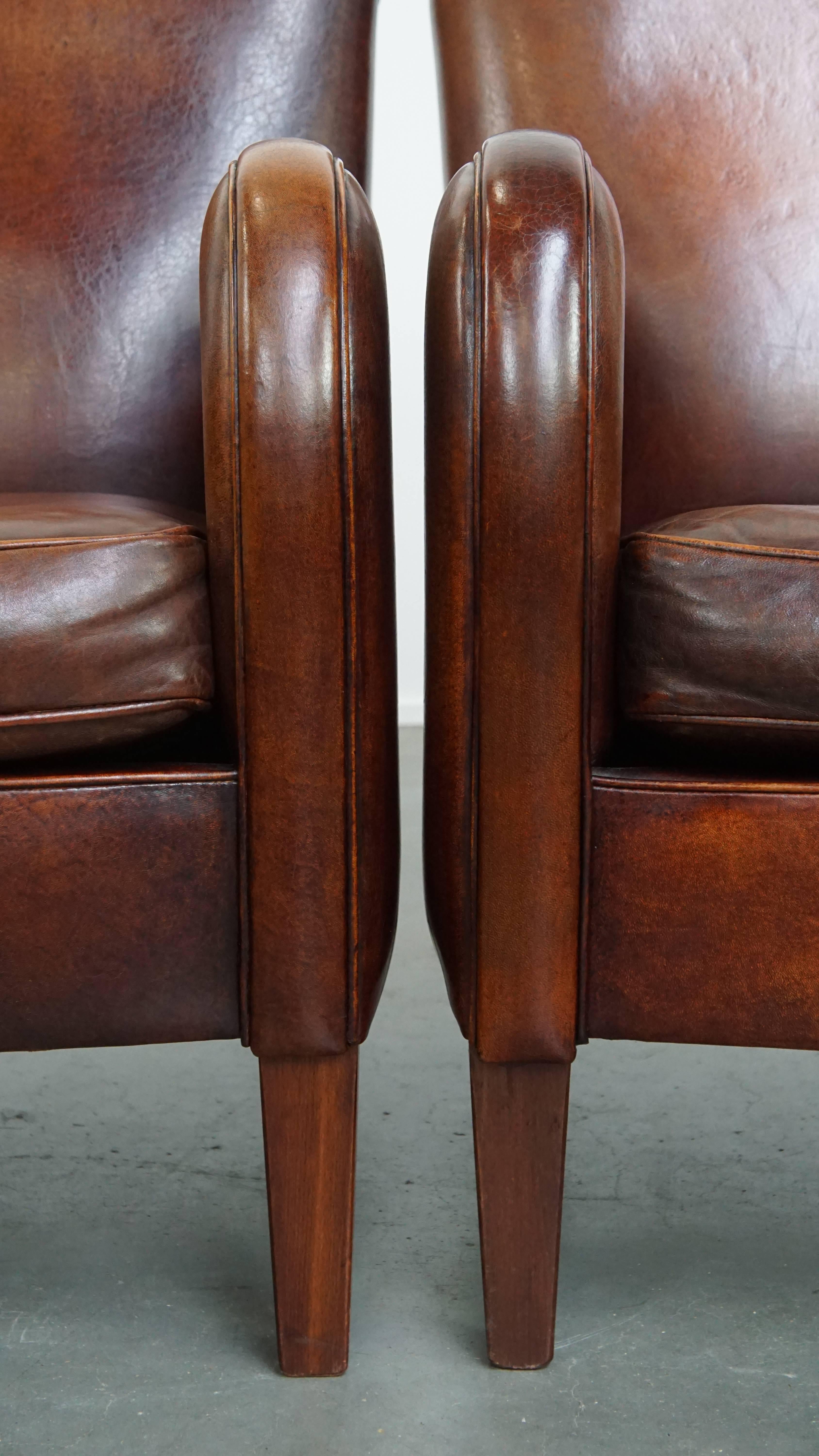 Ensemble de 2 fauteuils en cuir de mouton en vente 4
