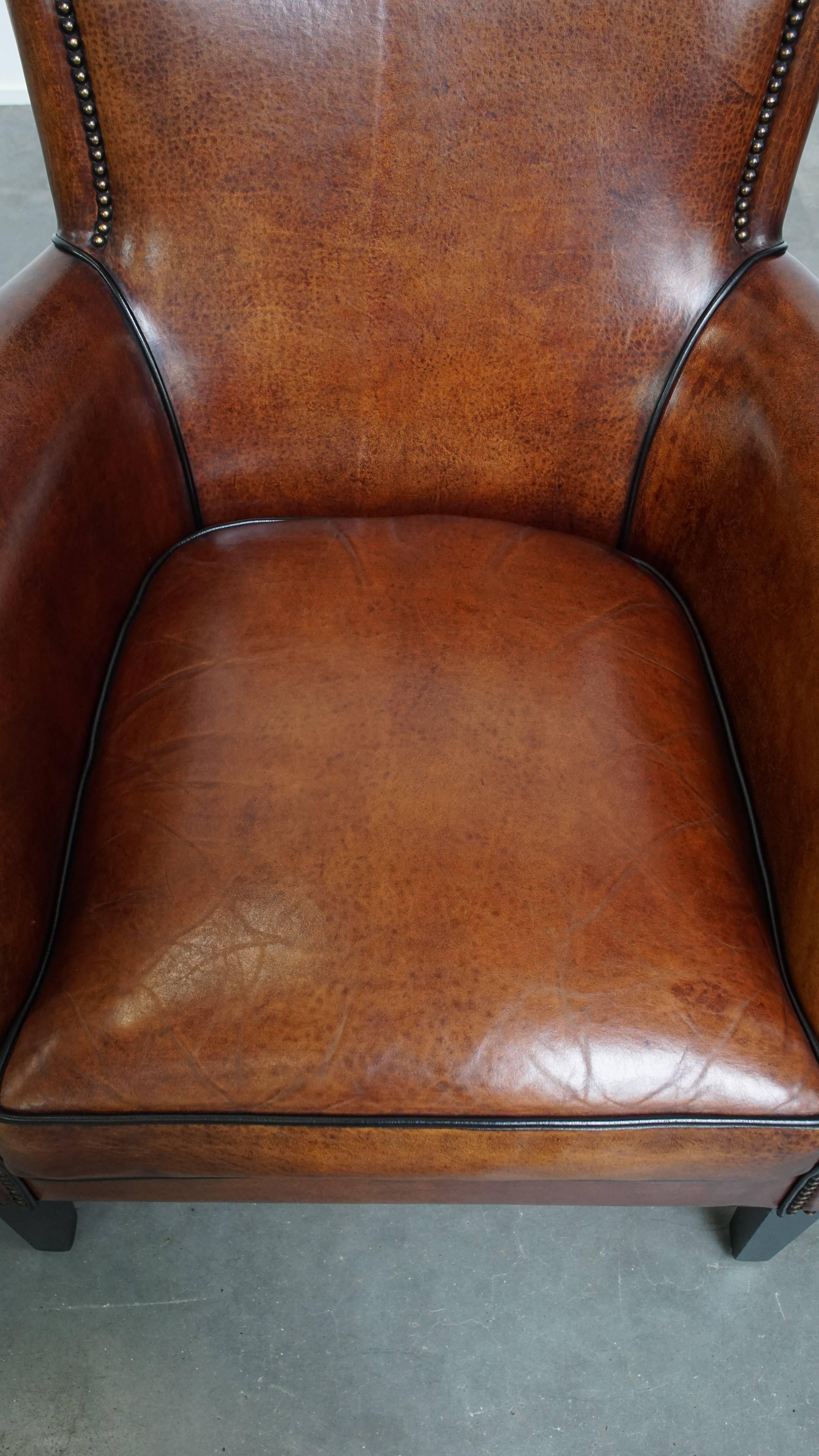 XXIe siècle et contemporain Ensemble de 2 fauteuils en cuir de mouton en vente