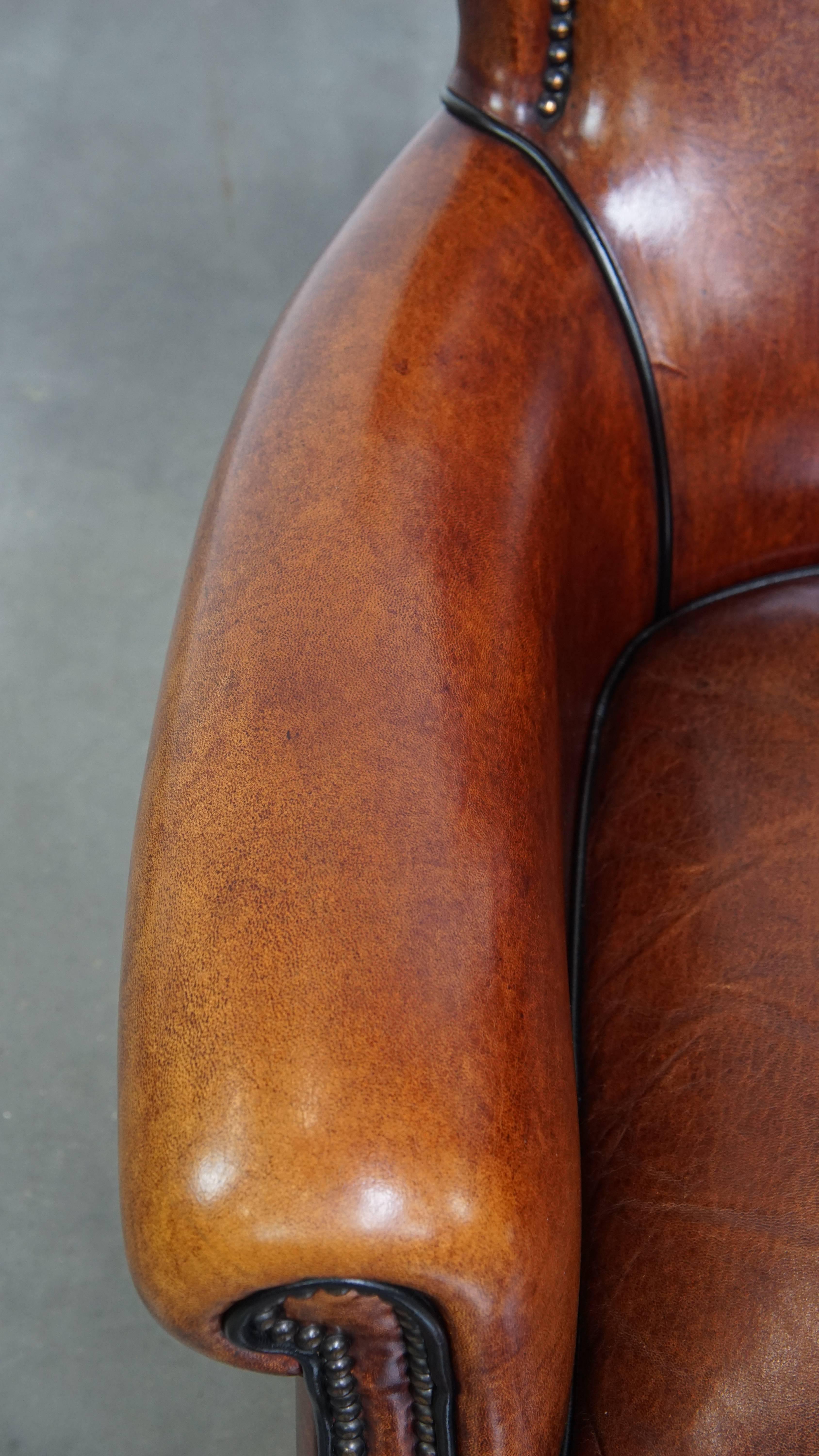 Cuir Ensemble de 2 fauteuils en cuir de mouton en vente
