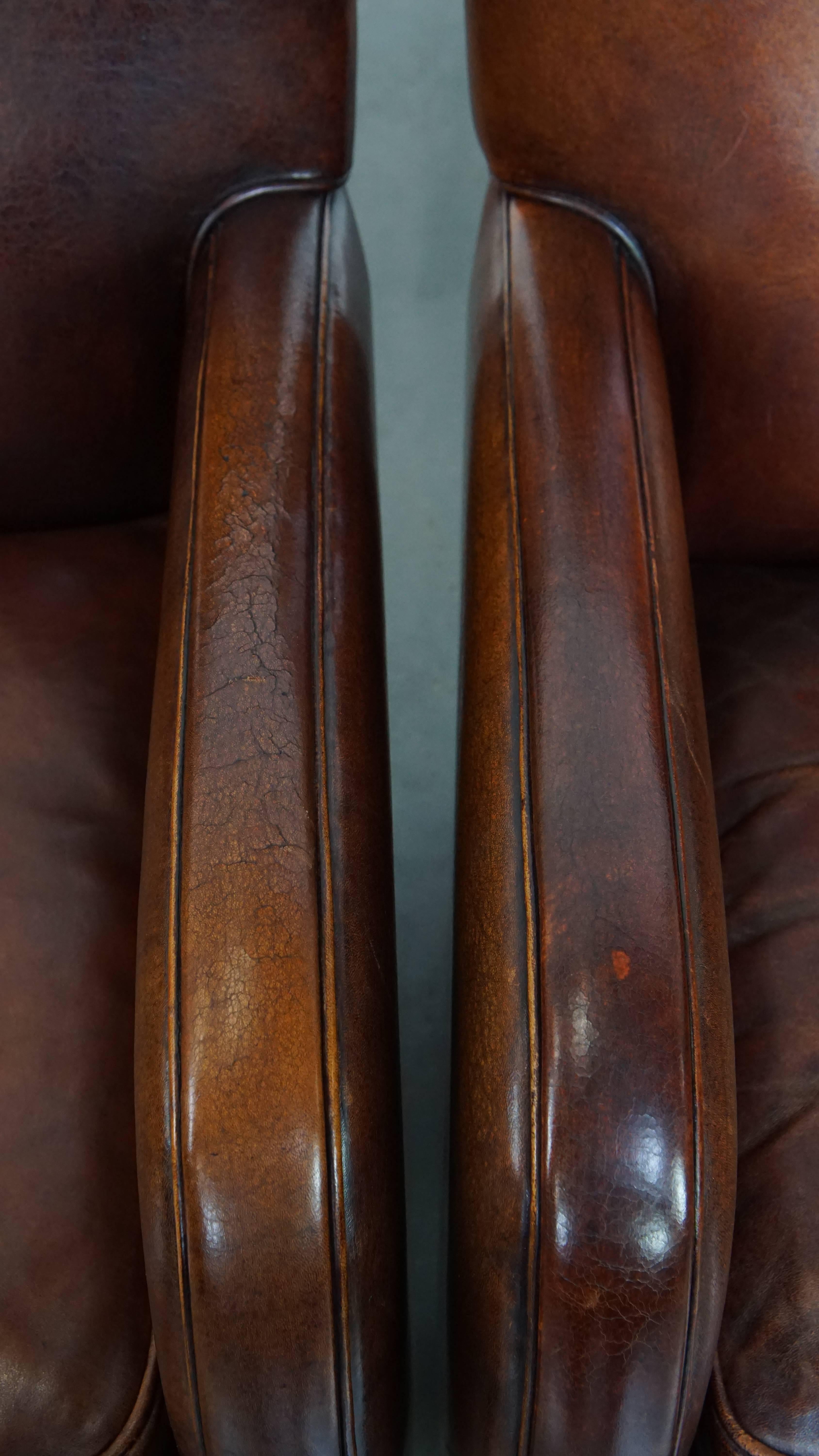 Ensemble de 2 fauteuils en cuir de mouton en vente 1