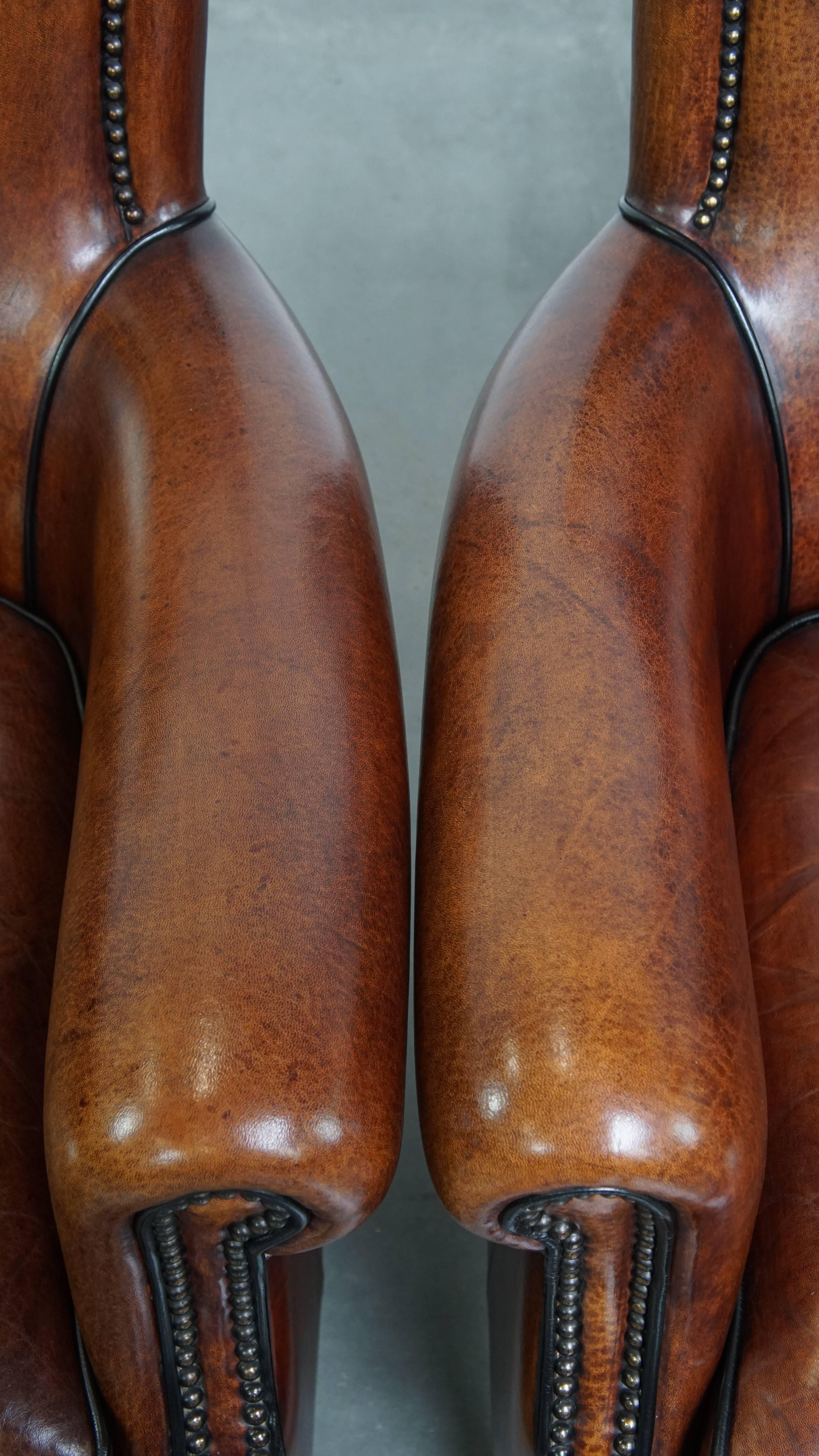 Ensemble de 2 fauteuils en cuir de mouton en vente 1