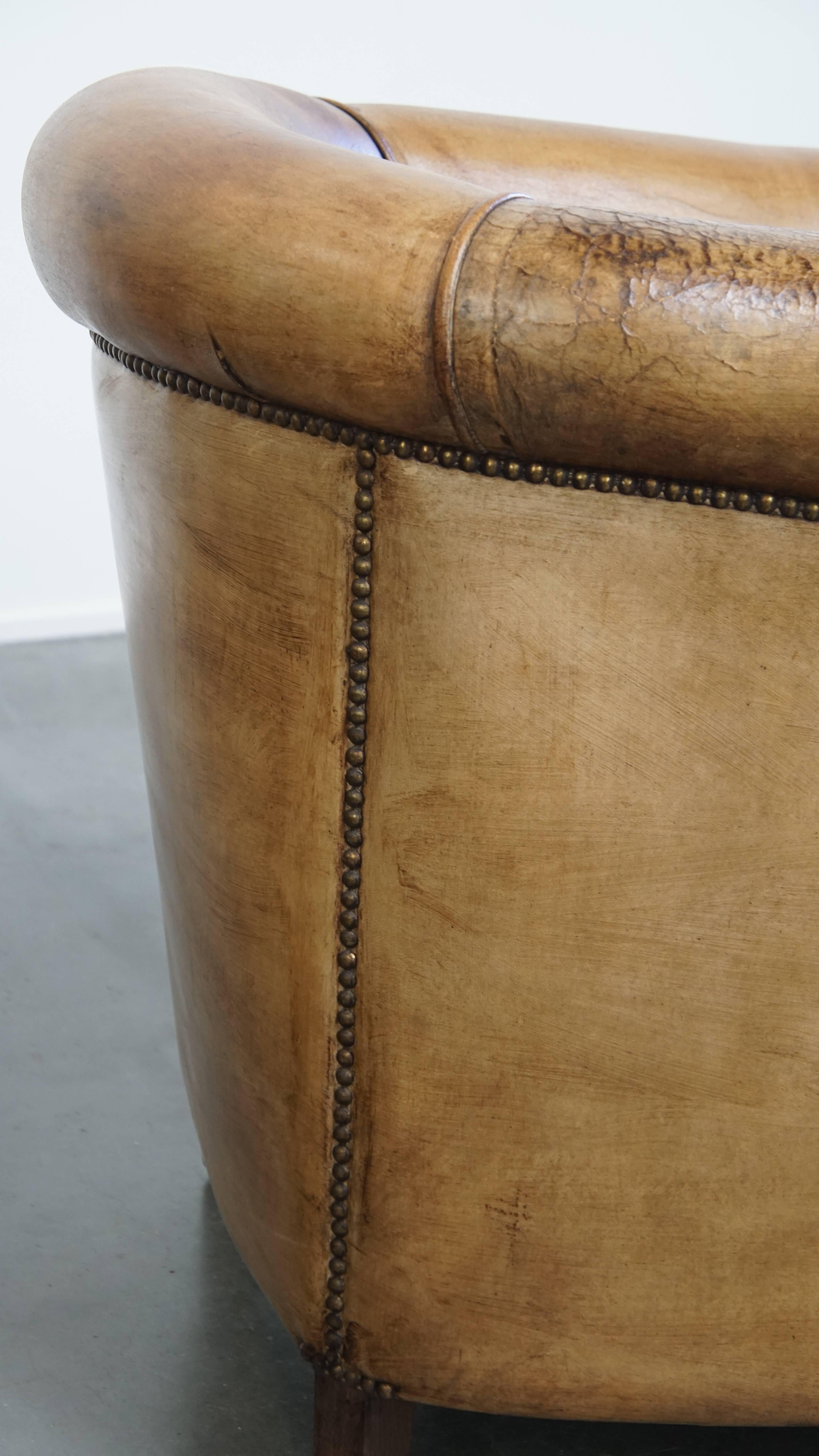 Set of 2 Sheepskin Leather Club Chairs by Nico van Oorschot For Sale 7