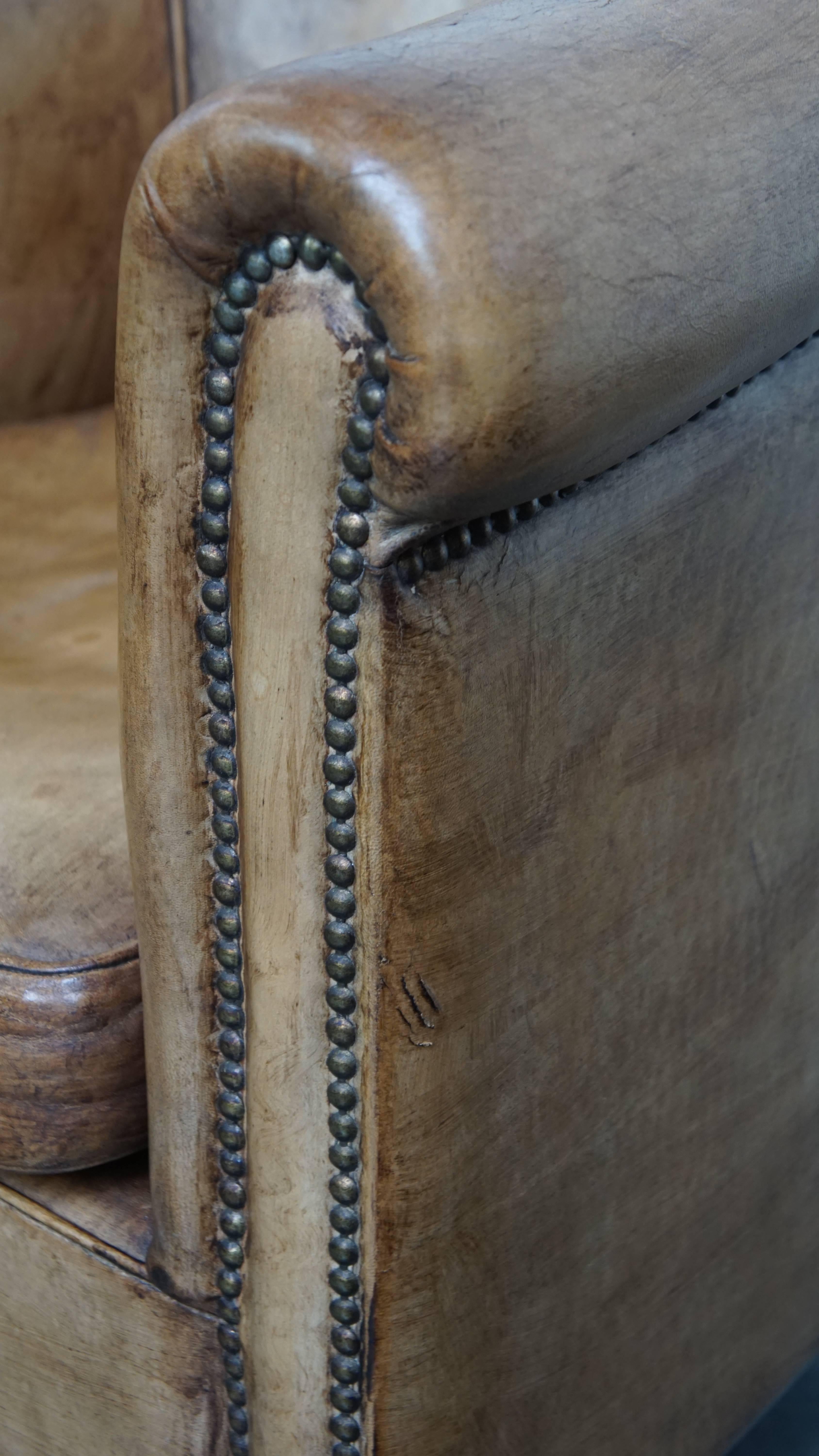 Set of 2 Sheepskin Leather Club Chairs by Nico van Oorschot For Sale 8