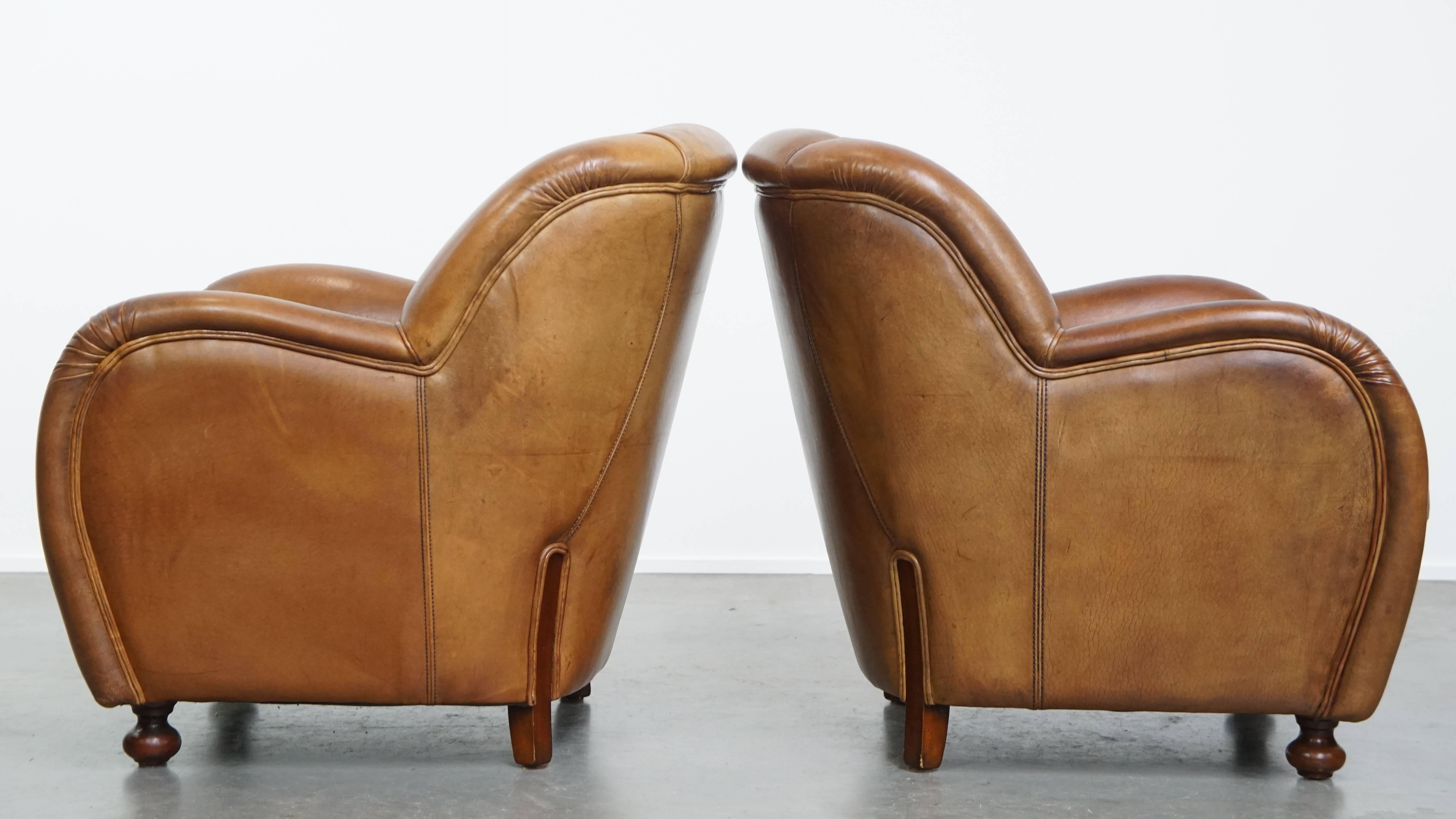 Hand-Crafted Set of 2 Sheepskin Leather Design Armchairs For Sale