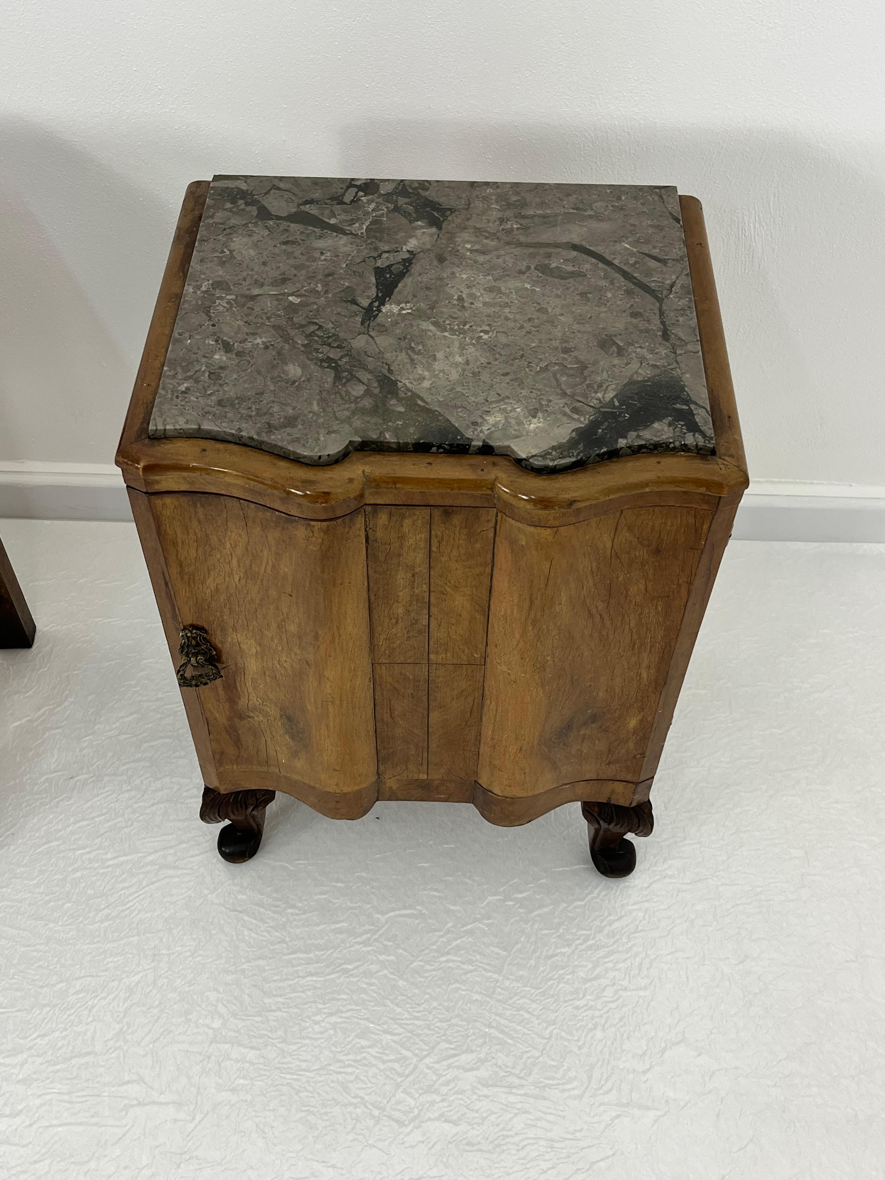 Set of 2 Sicilian Art Deco Night Stands With Marble Top 1940s For Sale 6