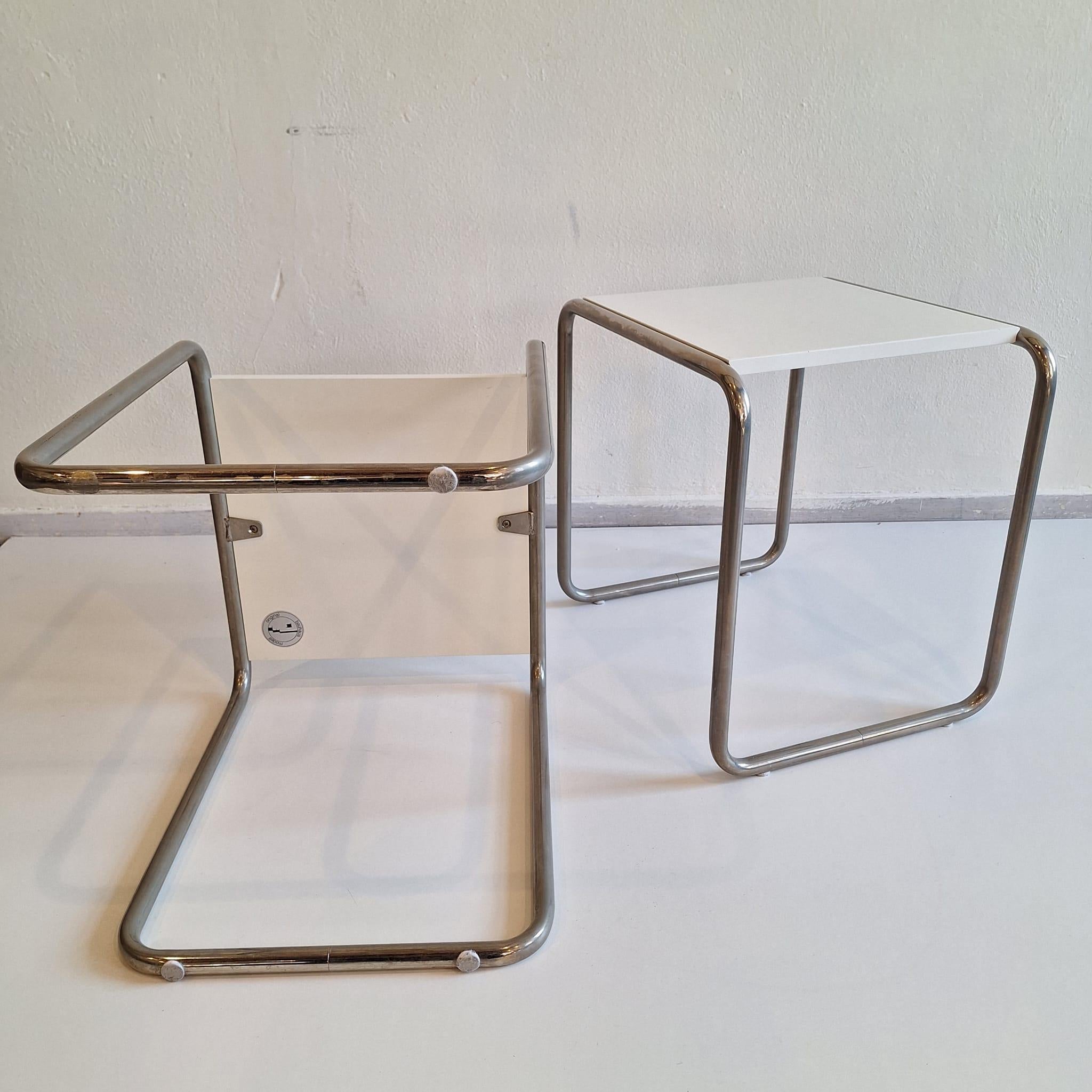 Ensemble de 2 tables d'appoint B9 Marcel Breuer pour Tecta en vente 4