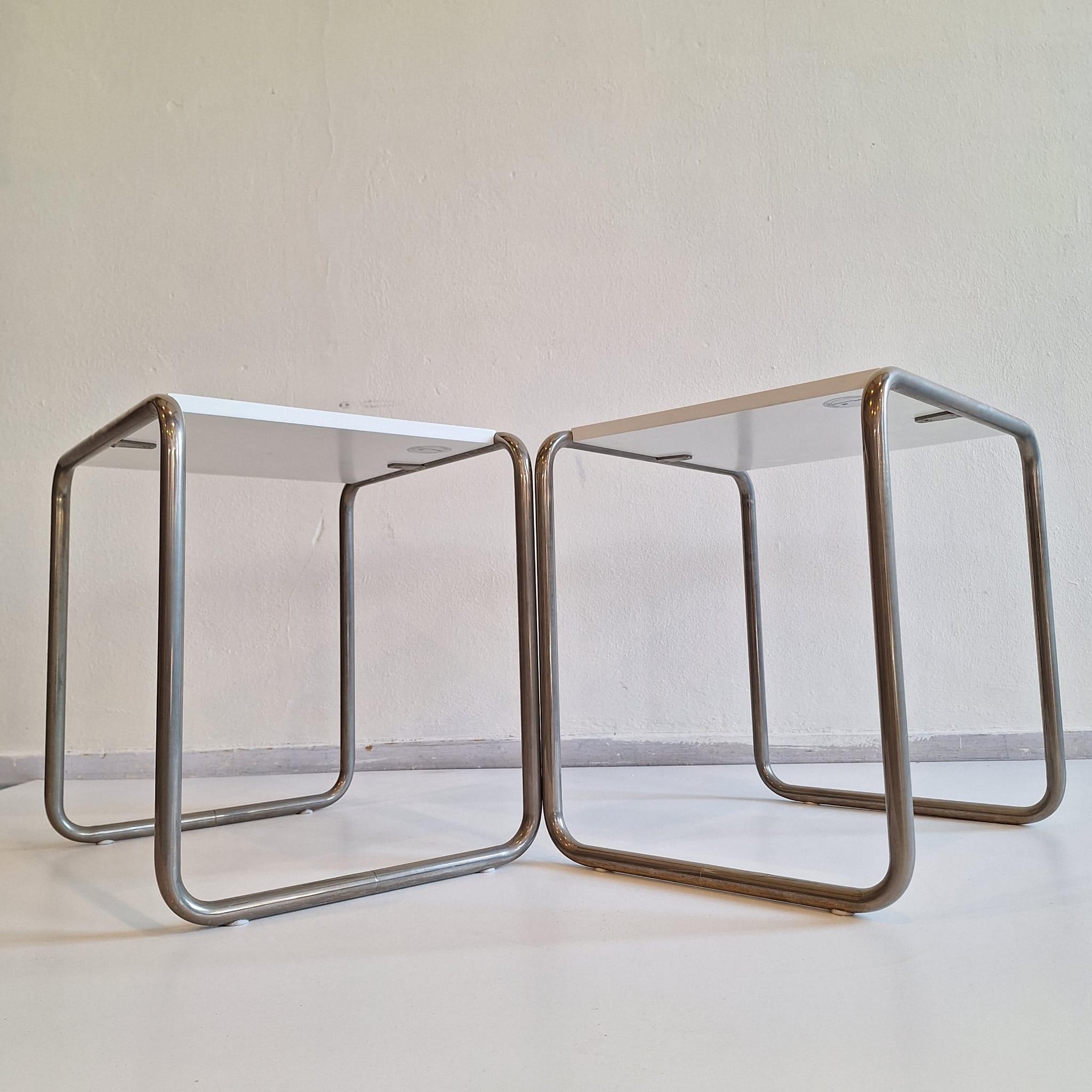Ensemble de 2 tables d'appoint B9 Marcel Breuer pour Tecta en vente 3