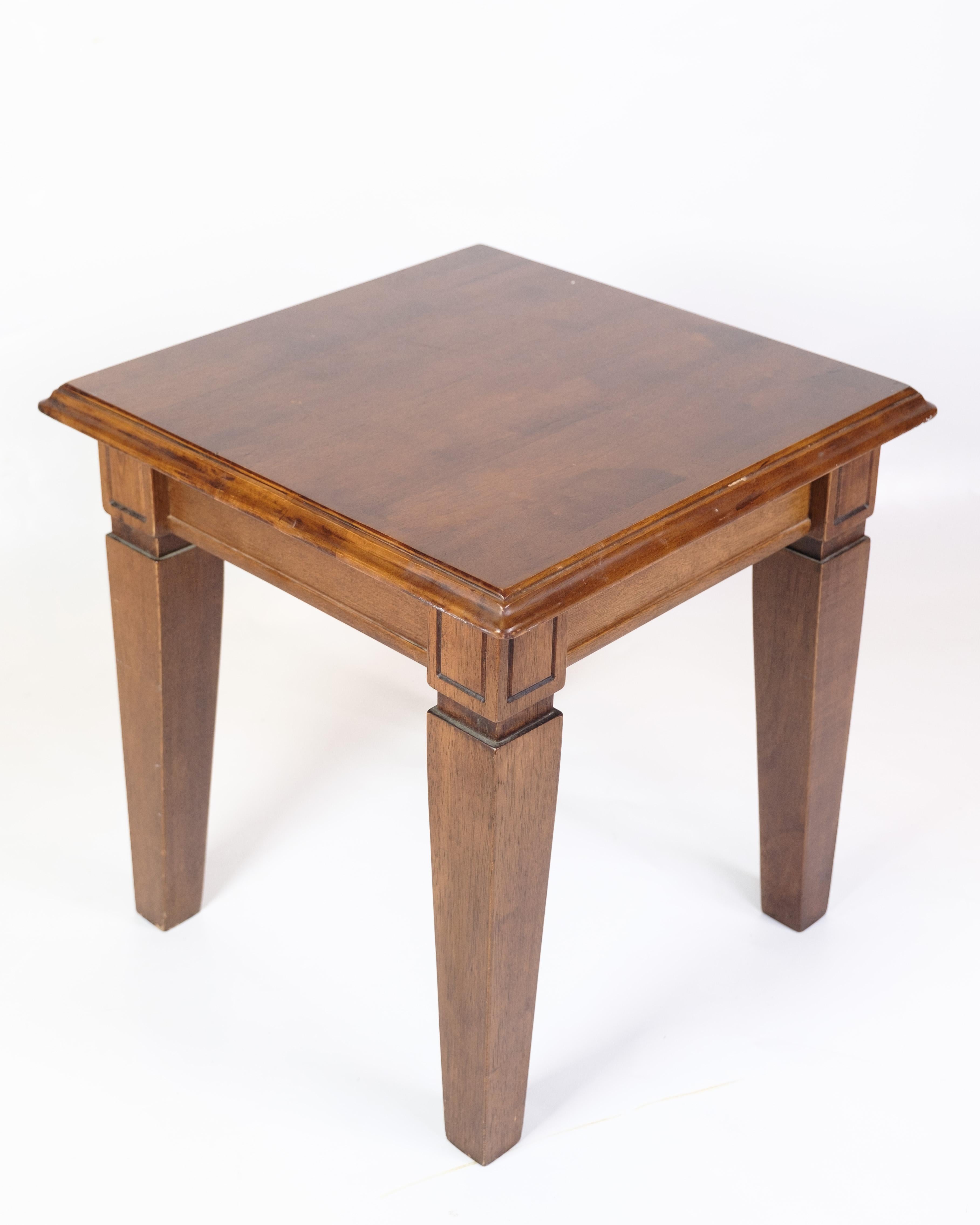 Mid-Century Modern Ensemble de 2 tables d'appoint en bois poli des années 1970 en vente