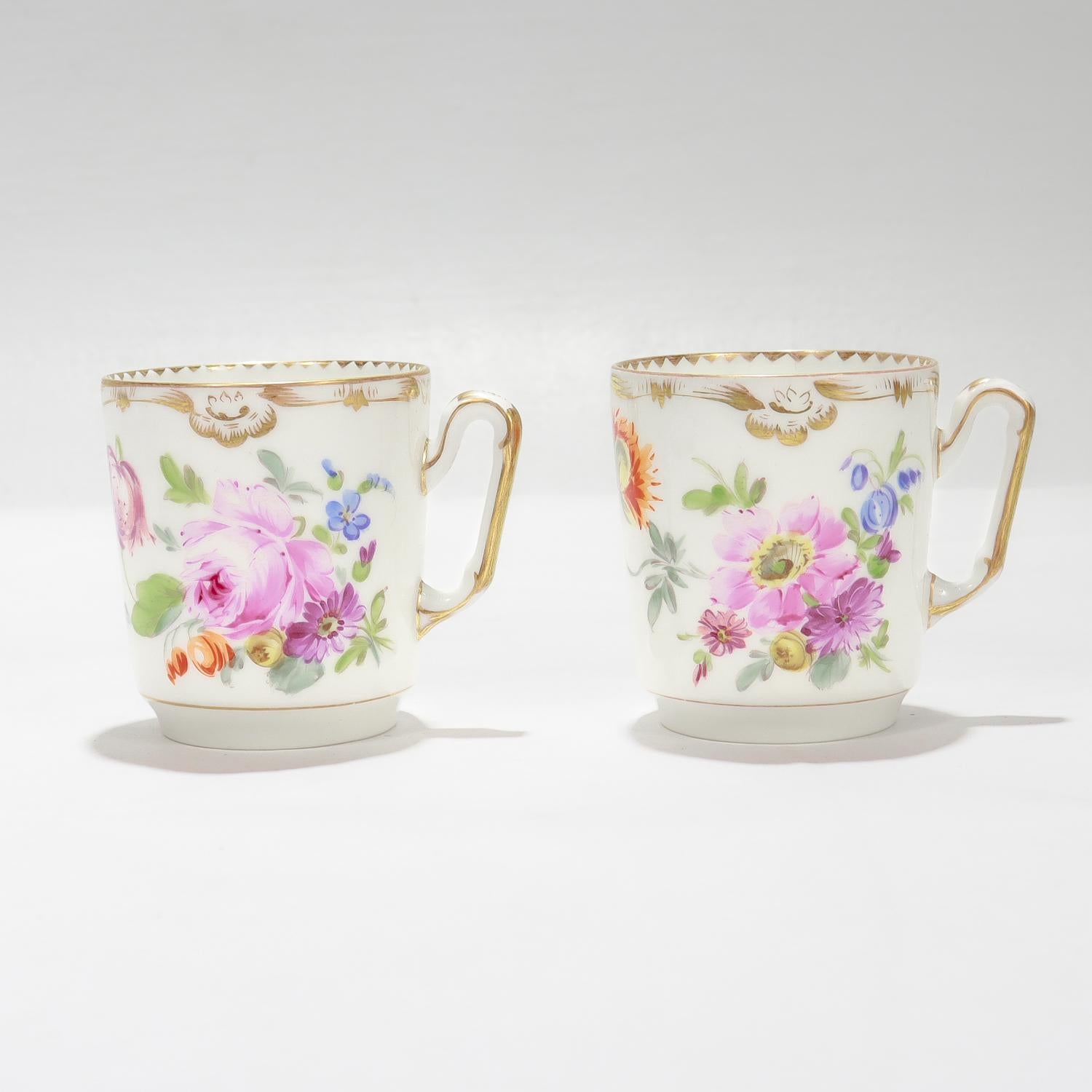 Juego de 2 tazas y platillos de porcelana de Dresden Porcelain firmados por Richard Klemm siglo XX en venta