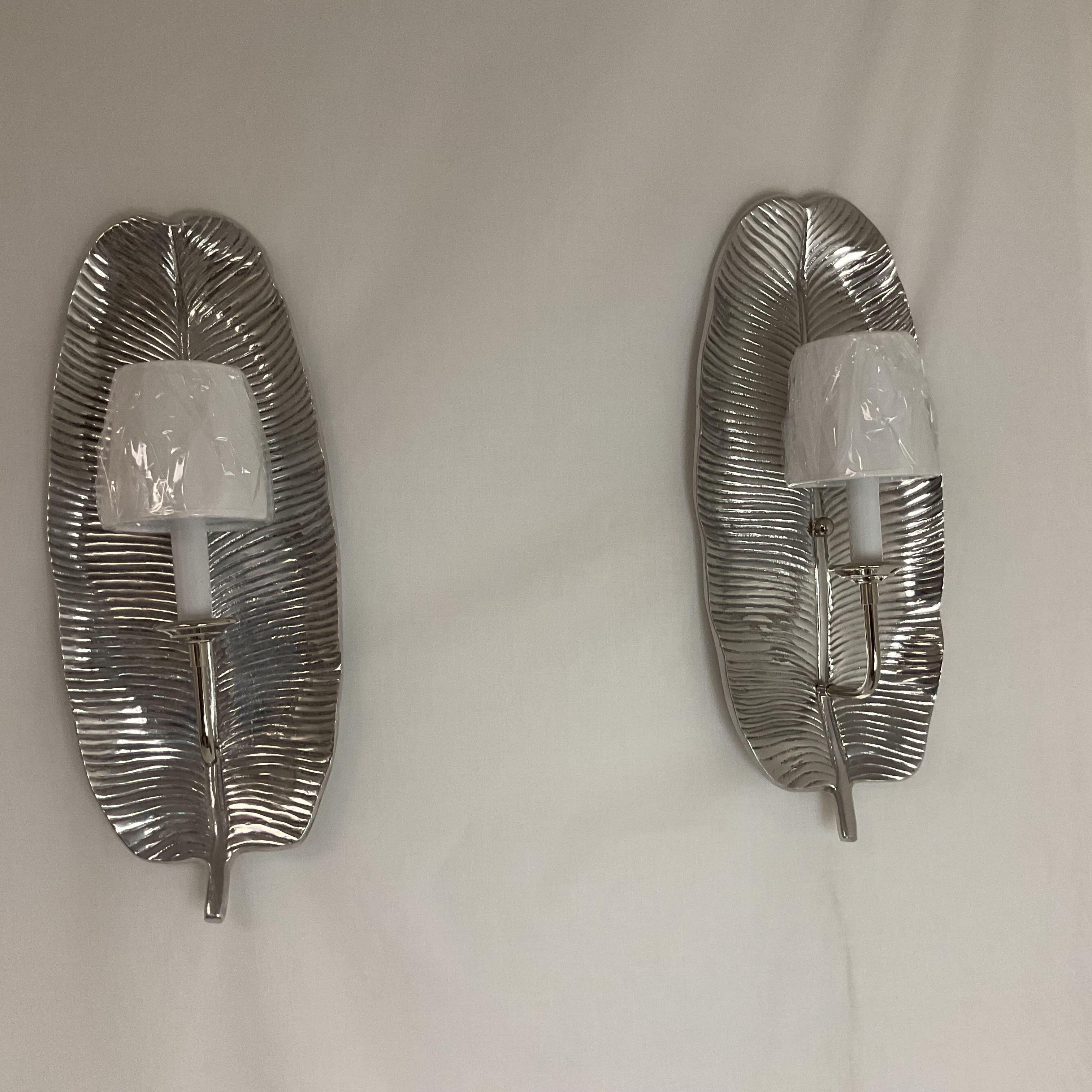 Set of 2 Silver Leaf Wall Sconces-Modern Glam Lighting For Sale 5