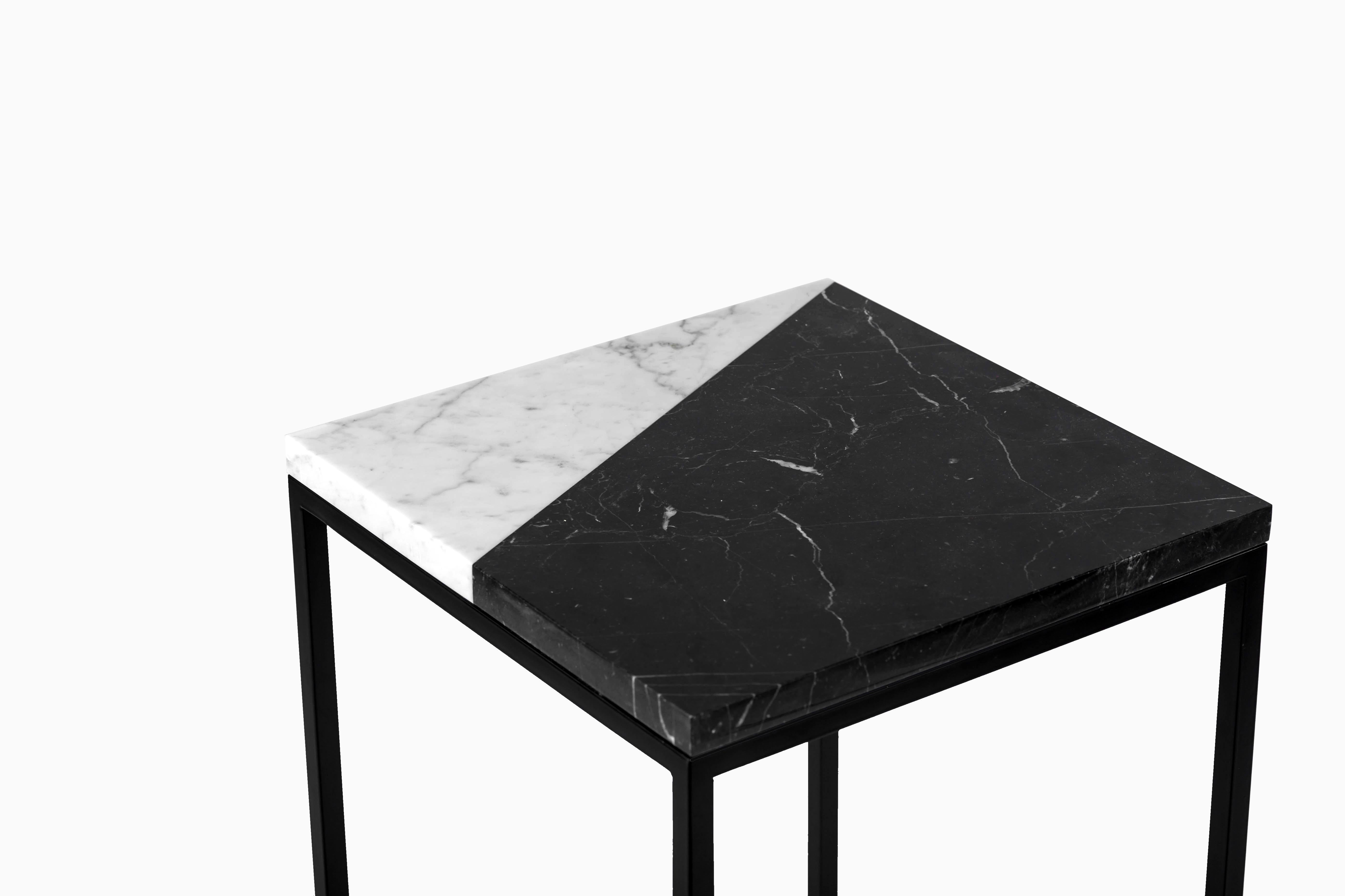Set of 2 Small Black and White Cut Side Tables by Un’common In New Condition In Geneve, CH