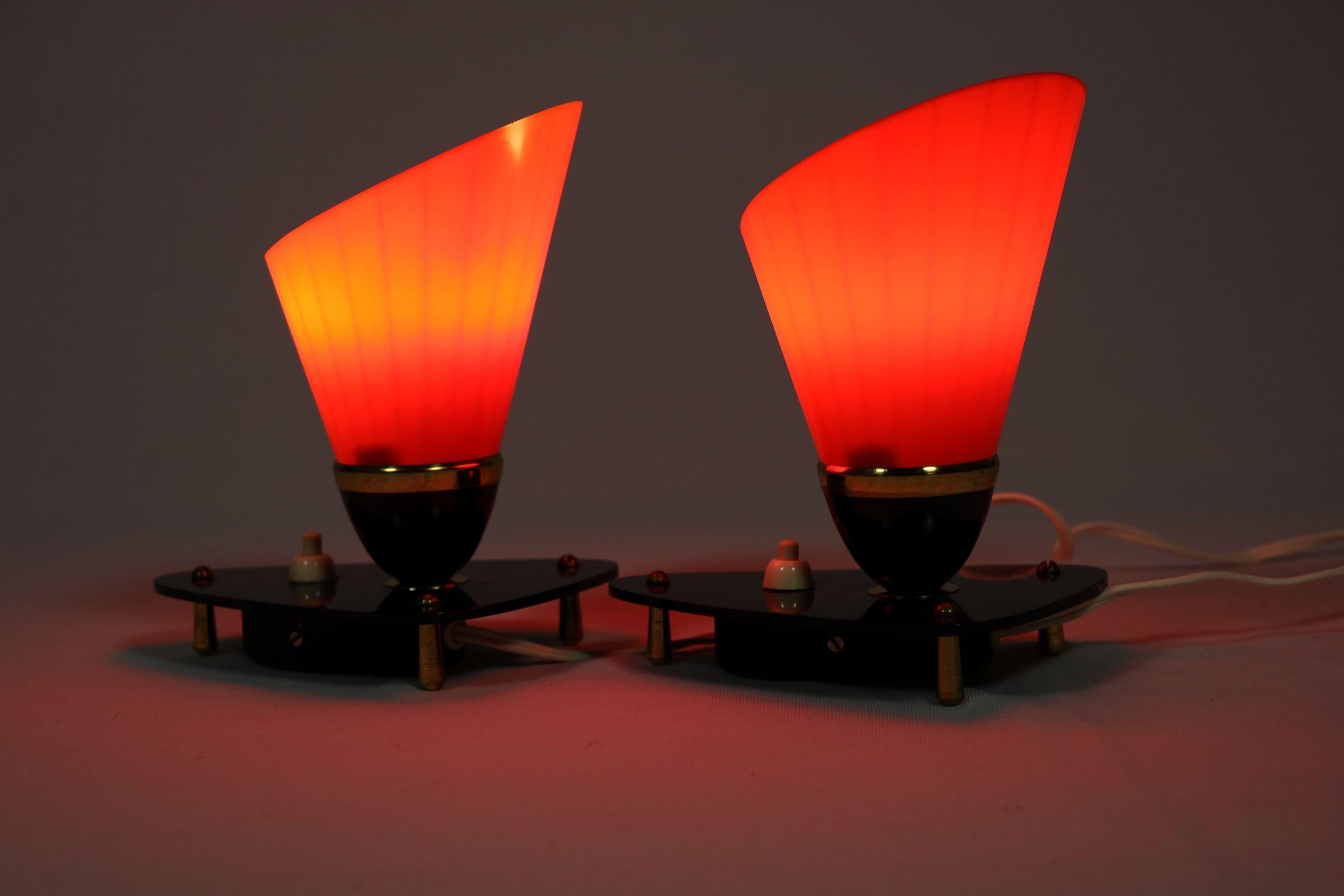 Mid-20th Century Set of 2 Small, Delightful Original 1950s Table Lamps, Never Used For Sale