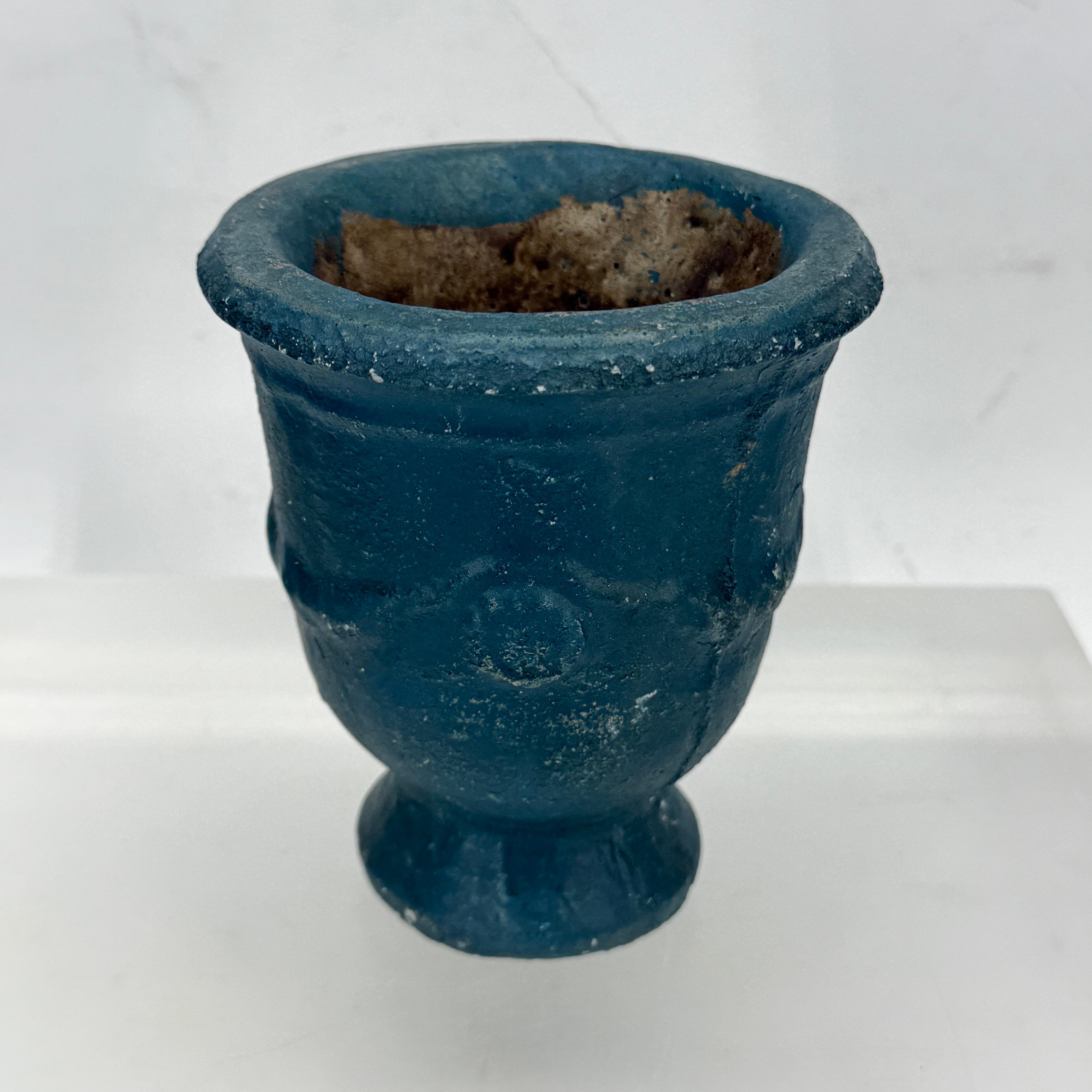 Poterie Ensemble de 2 petits pots d'urne de jardin de style français, émaillés à l'Anduze en vente